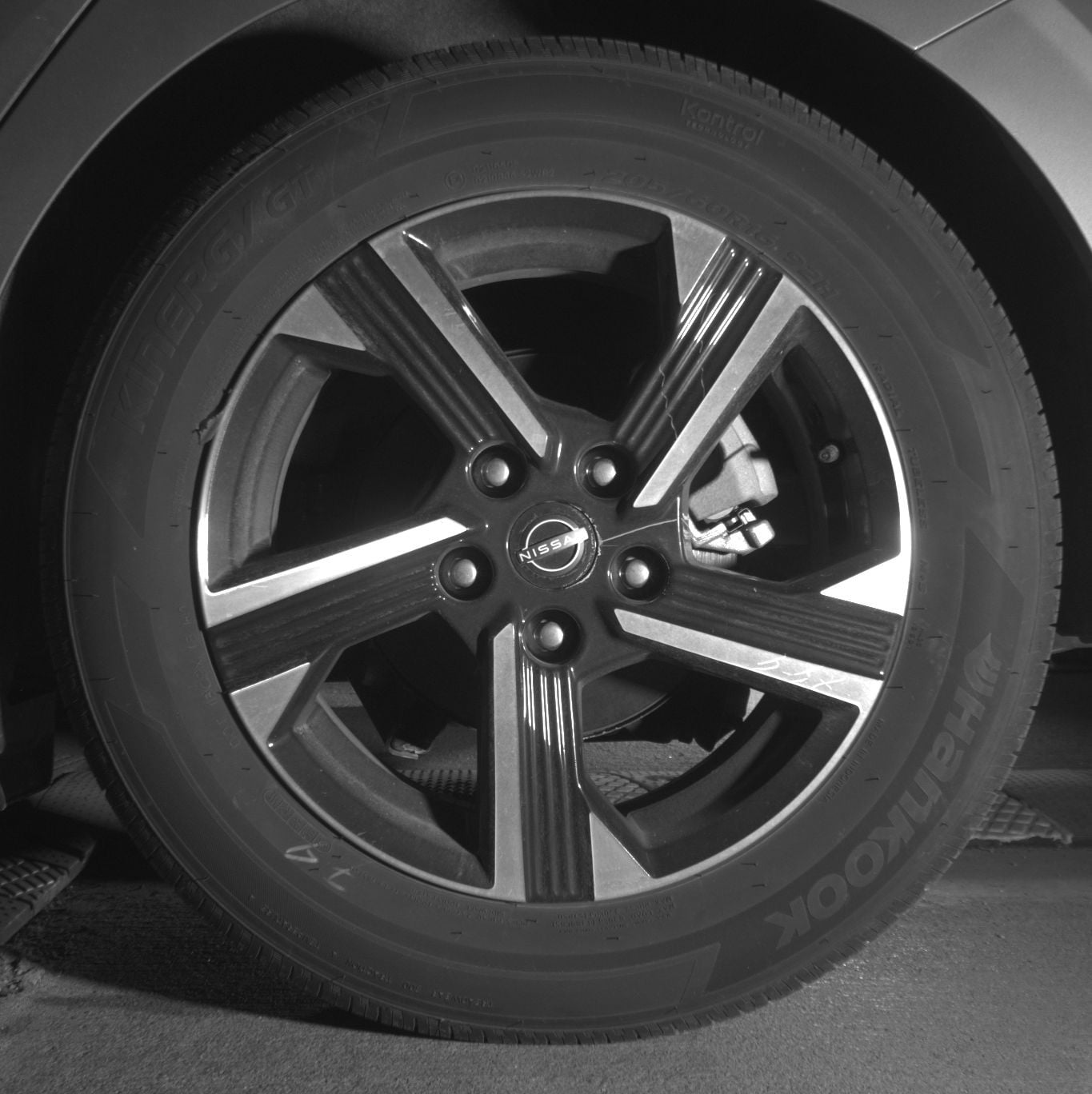 Thumbnail: 2025 Nissan Sentra - 11