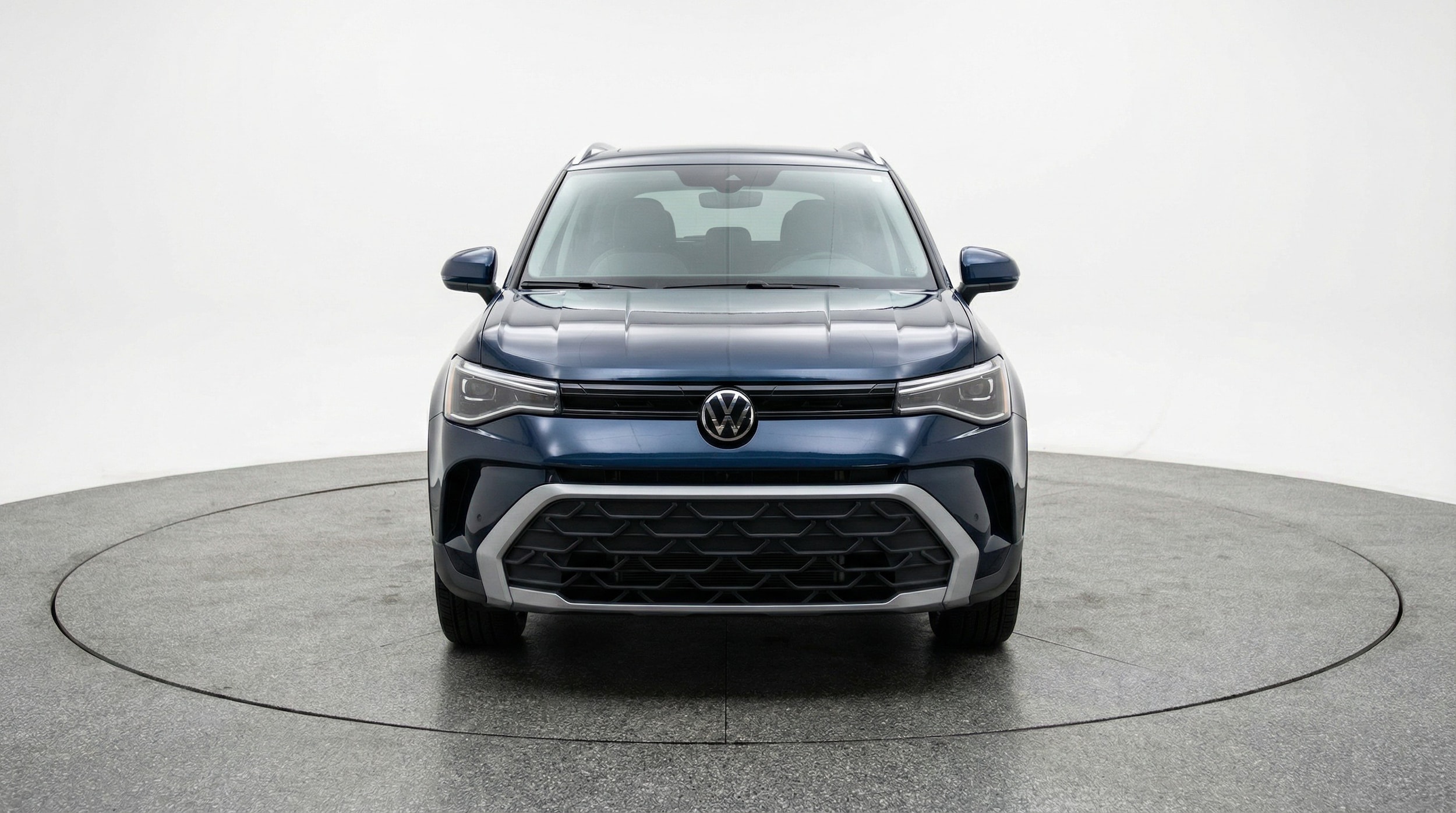 Thumbnail: 2025 Volkswagen Taos - 2