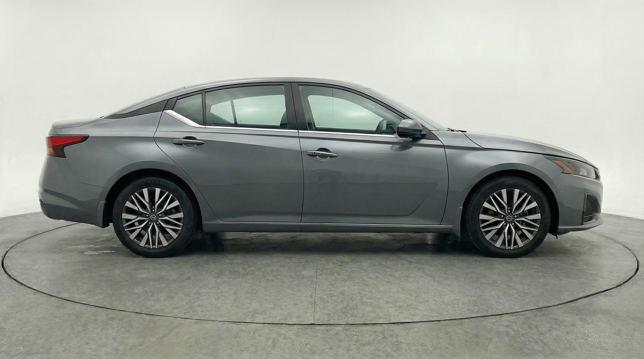 Thumbnail: 2025 Nissan Altima - 8