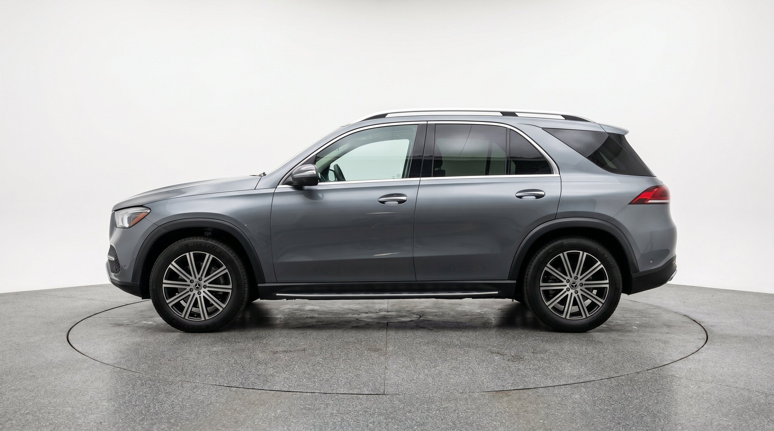 Thumbnail: 2026 Mercedes-Benz GLE - 5
