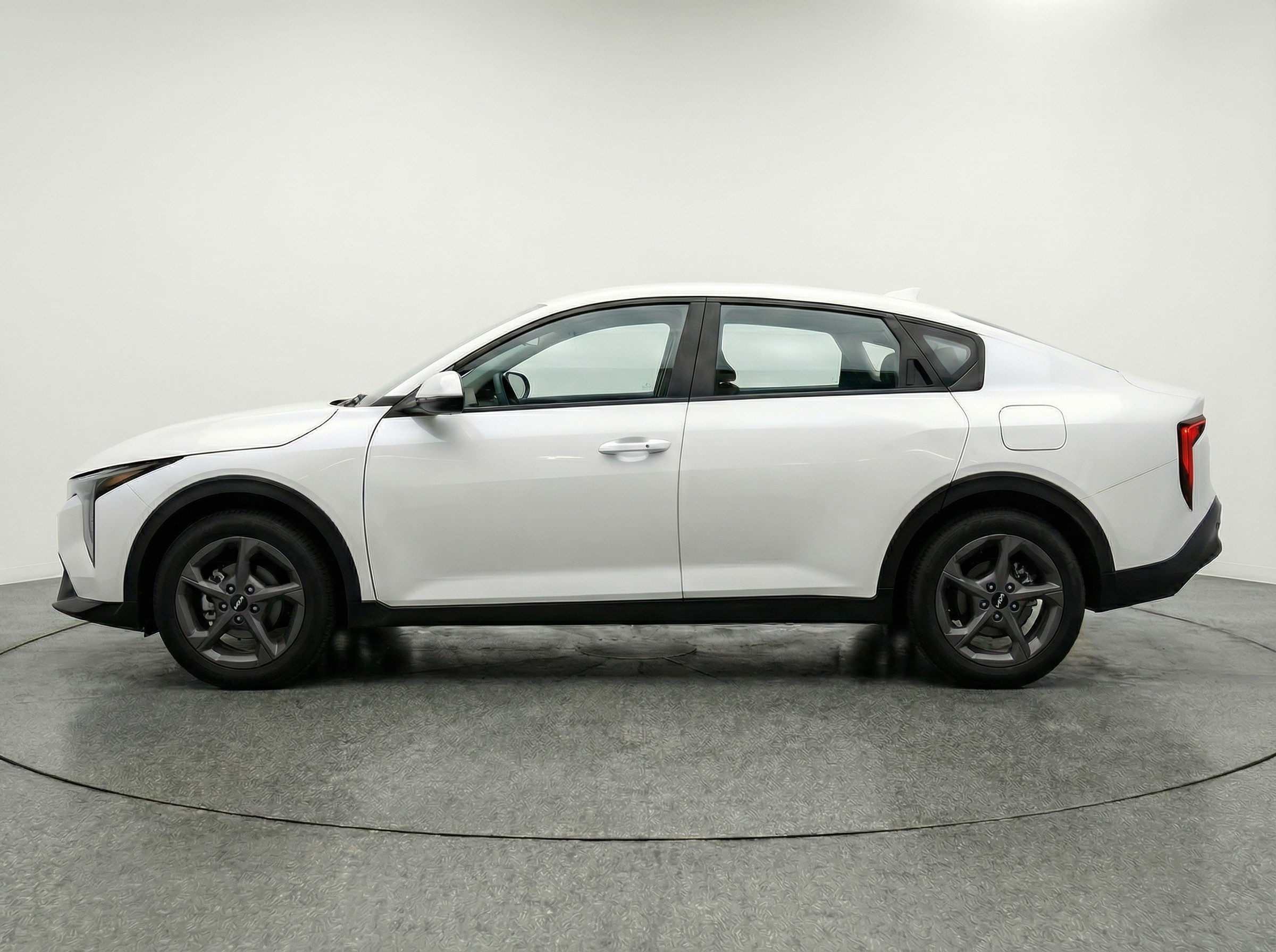 Thumbnail: 2025 Kia K4 - 4