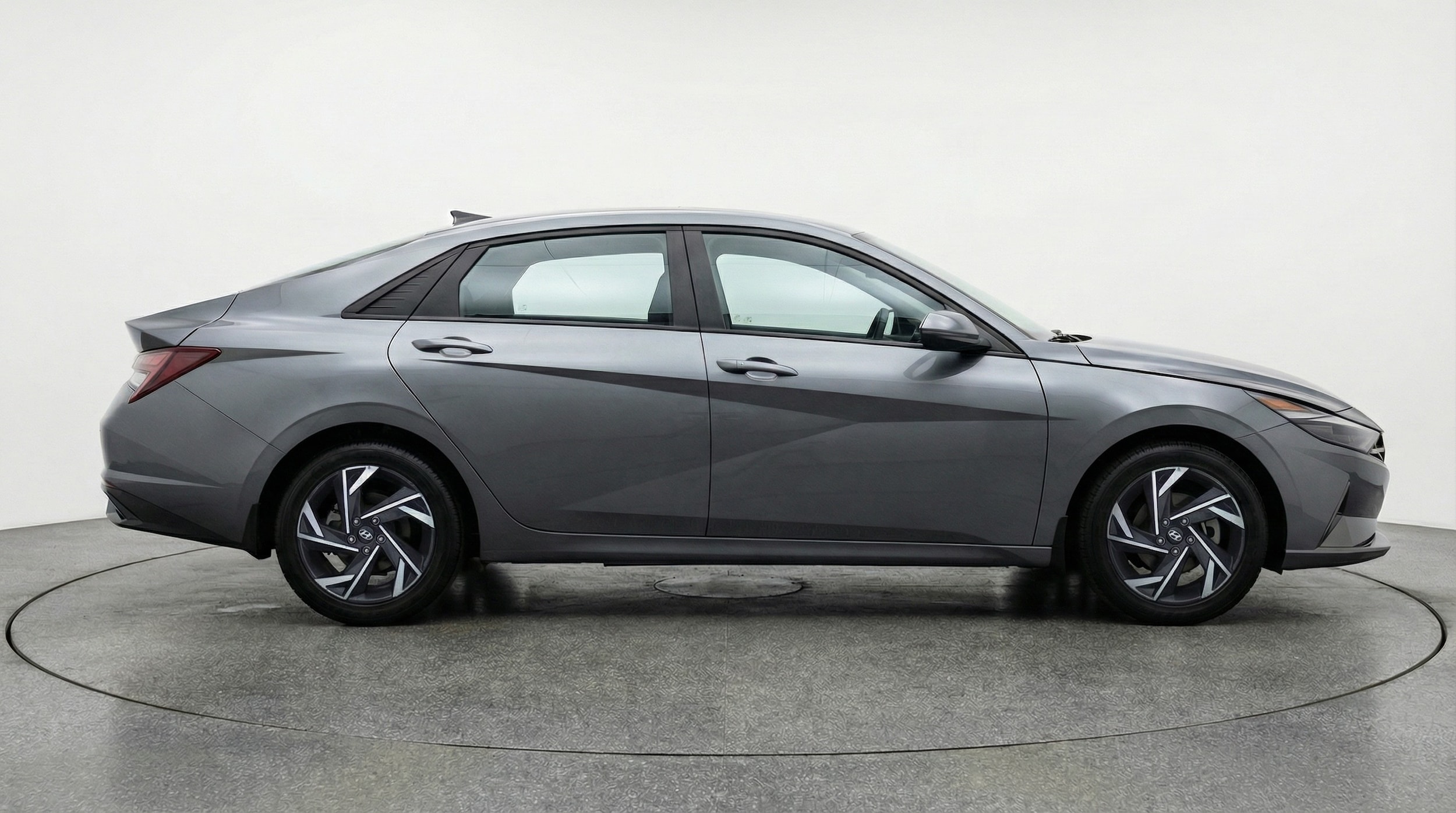 Thumbnail: 2025 Hyundai Elantra - 8