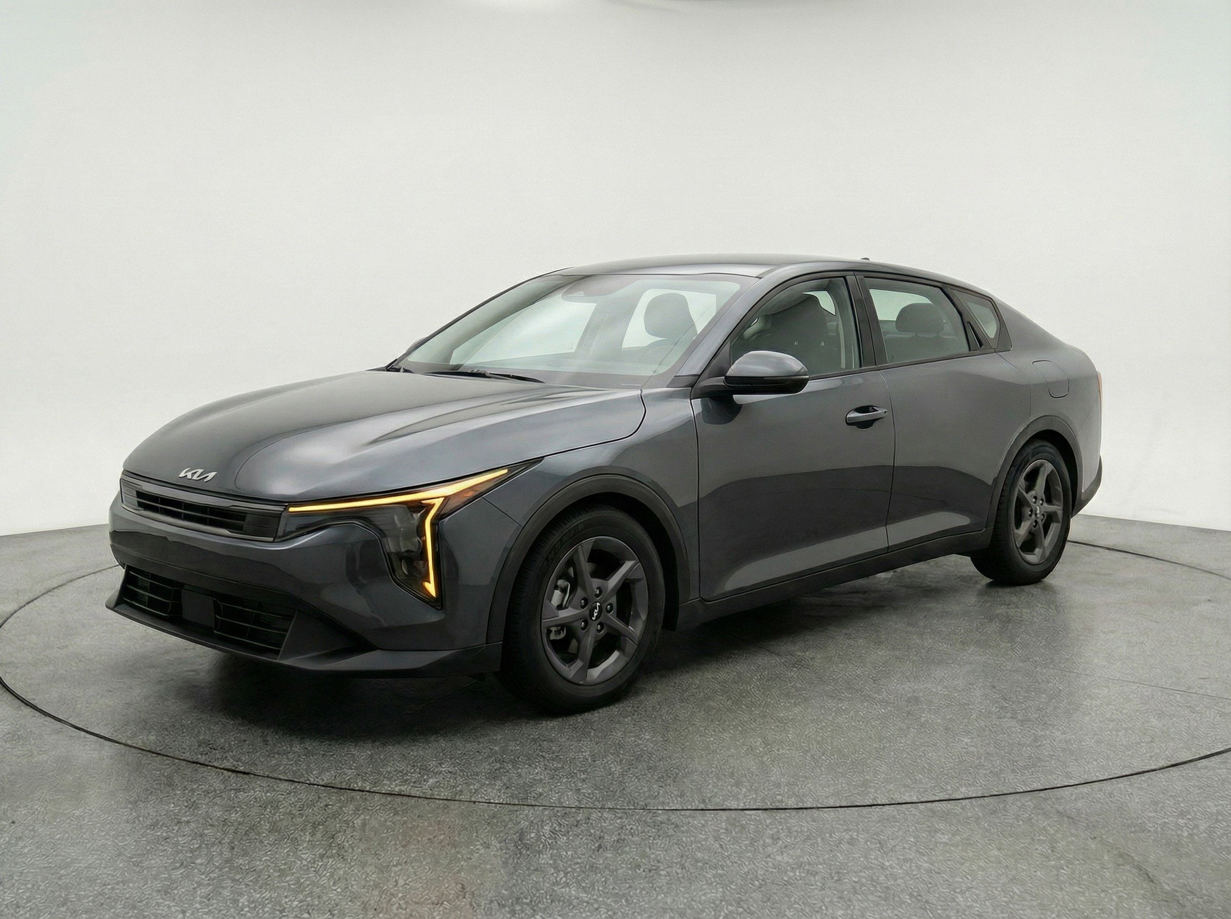Thumbnail: 2025 Kia K4 - 3