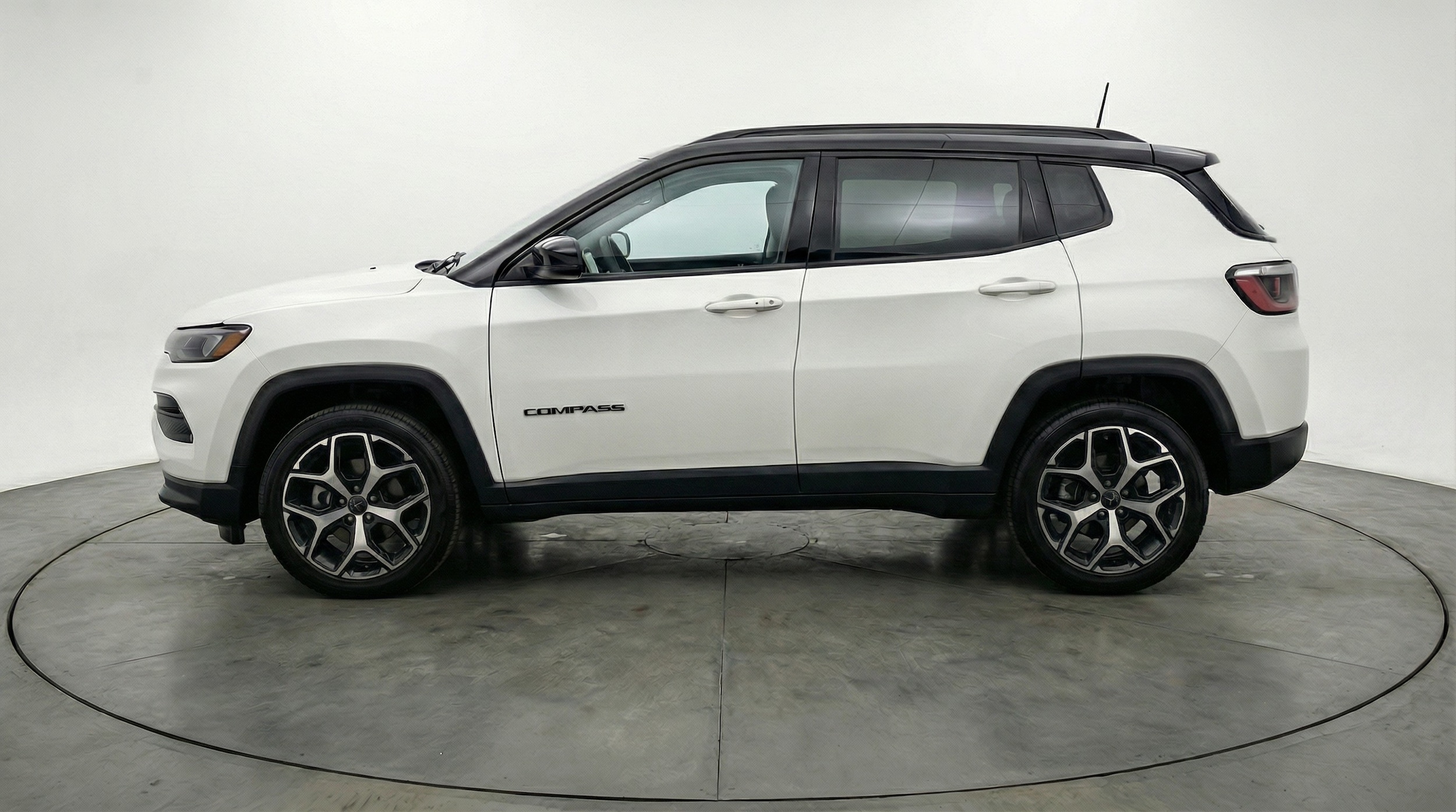 Thumbnail: 2025 Jeep Compass - 4