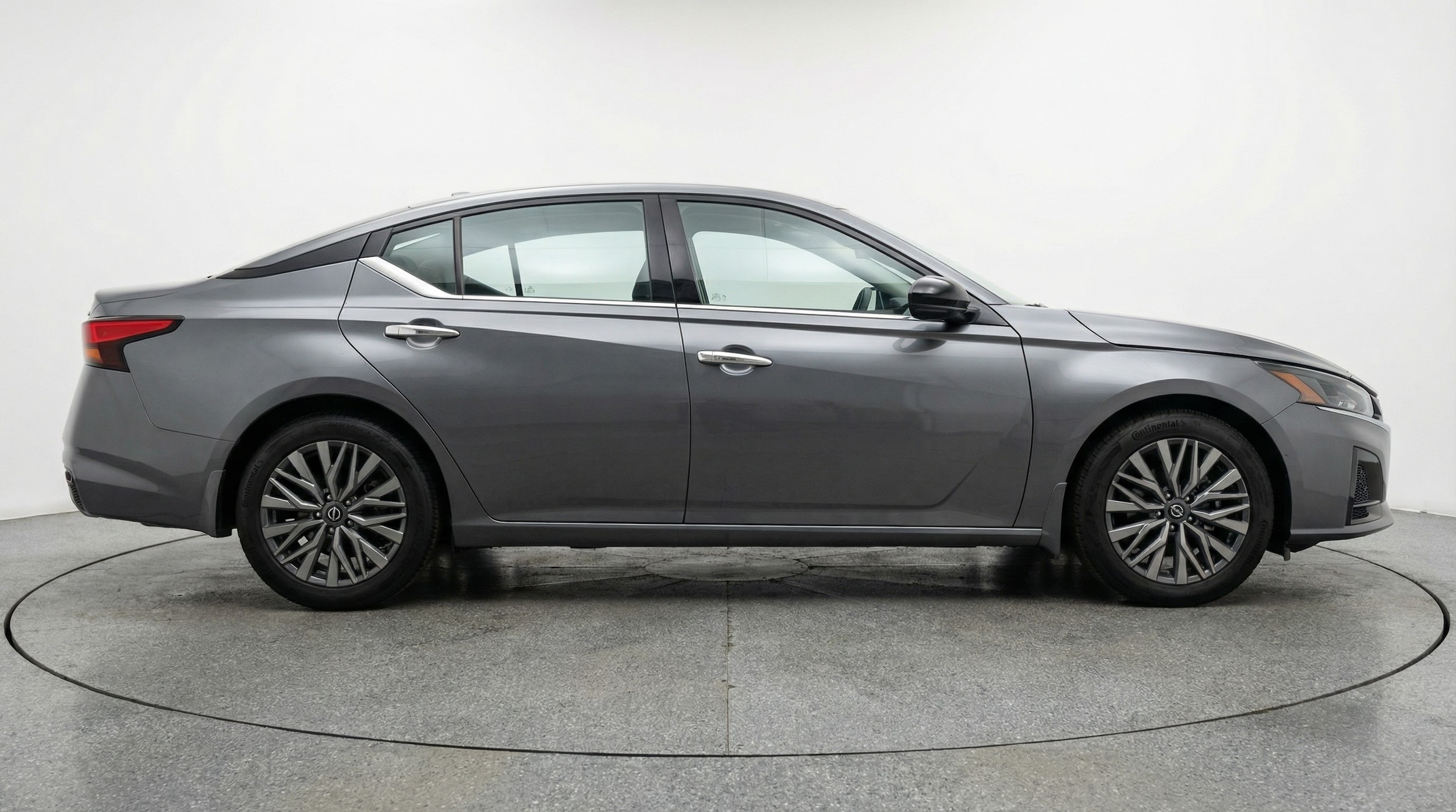 Thumbnail: 2025 Nissan Altima - 8