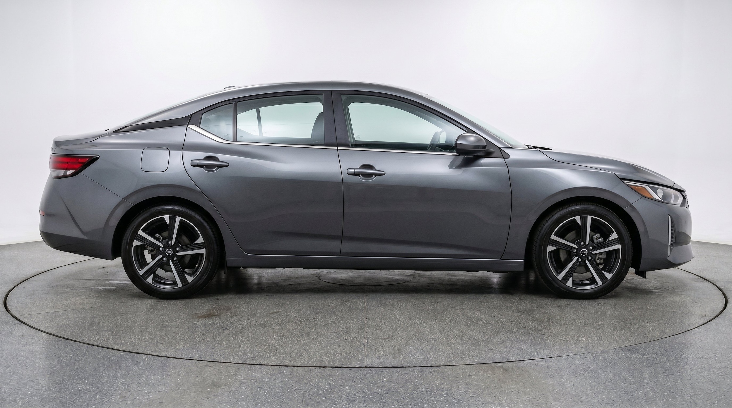 Thumbnail: 2025 Nissan Sentra - 11
