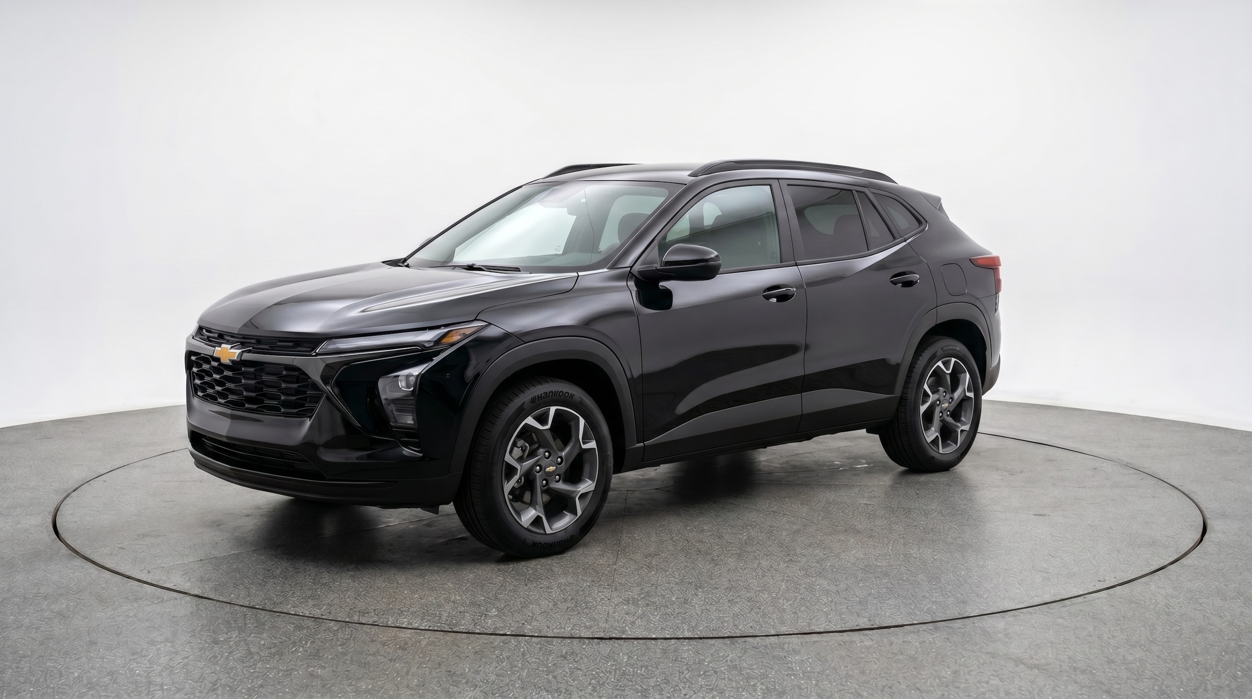 Thumbnail: 2025 Chevrolet Trax - 3