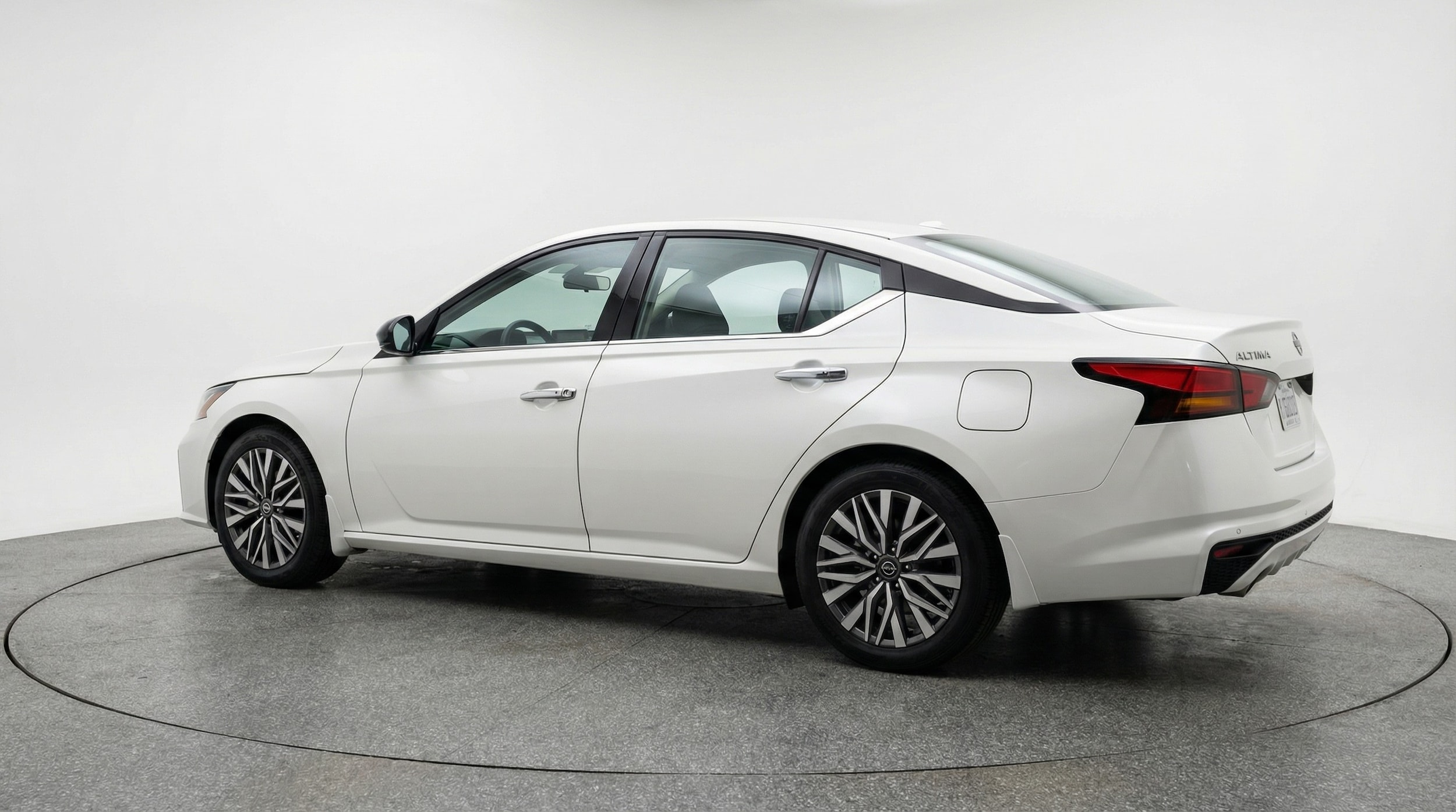 Thumbnail: 2025 Nissan Altima - 5