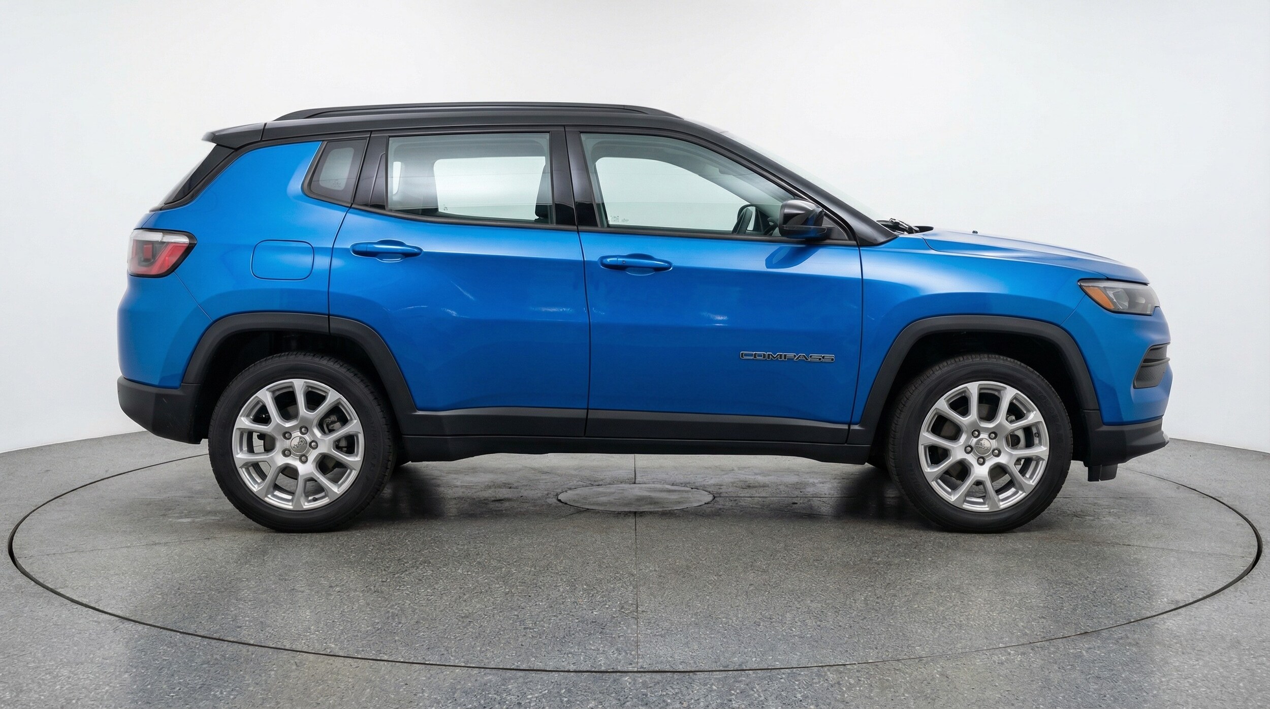 Thumbnail: 2025 Jeep Compass - 8
