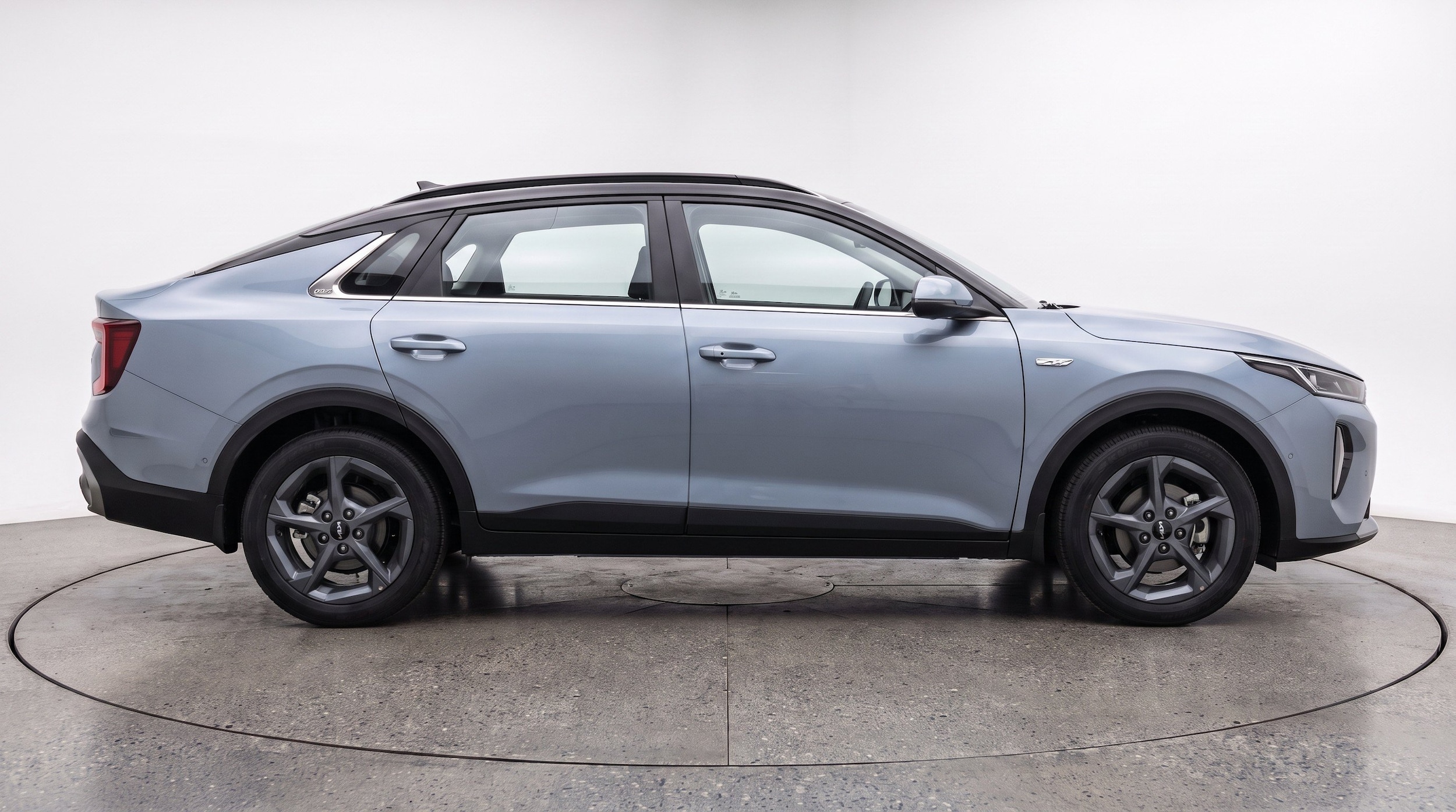 2025 Kia K4 LXS - Photo 11