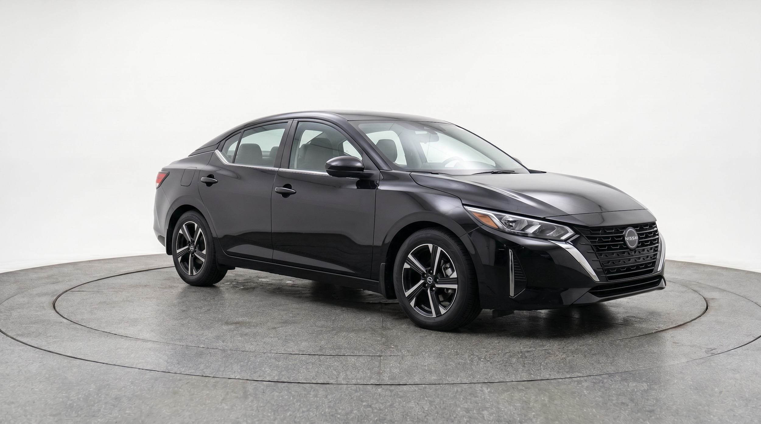 Thumbnail: 2025 Nissan Sentra - 1