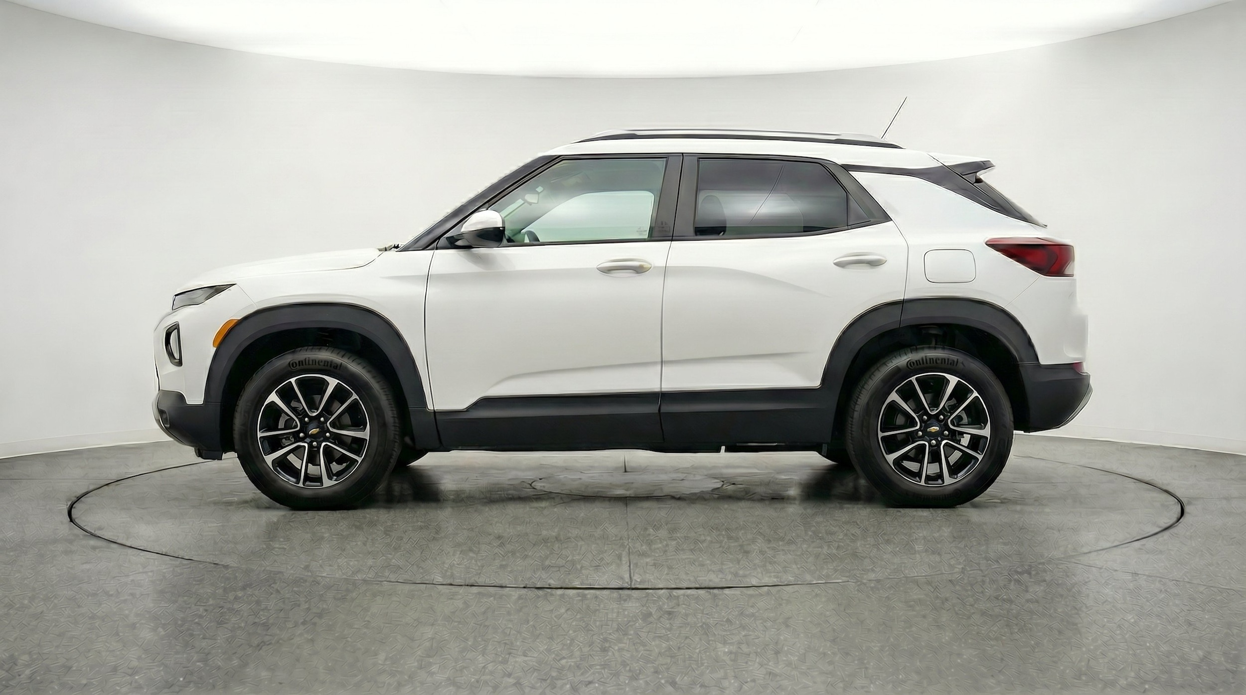 Thumbnail: 2025 Chevrolet TrailBlazer - 5