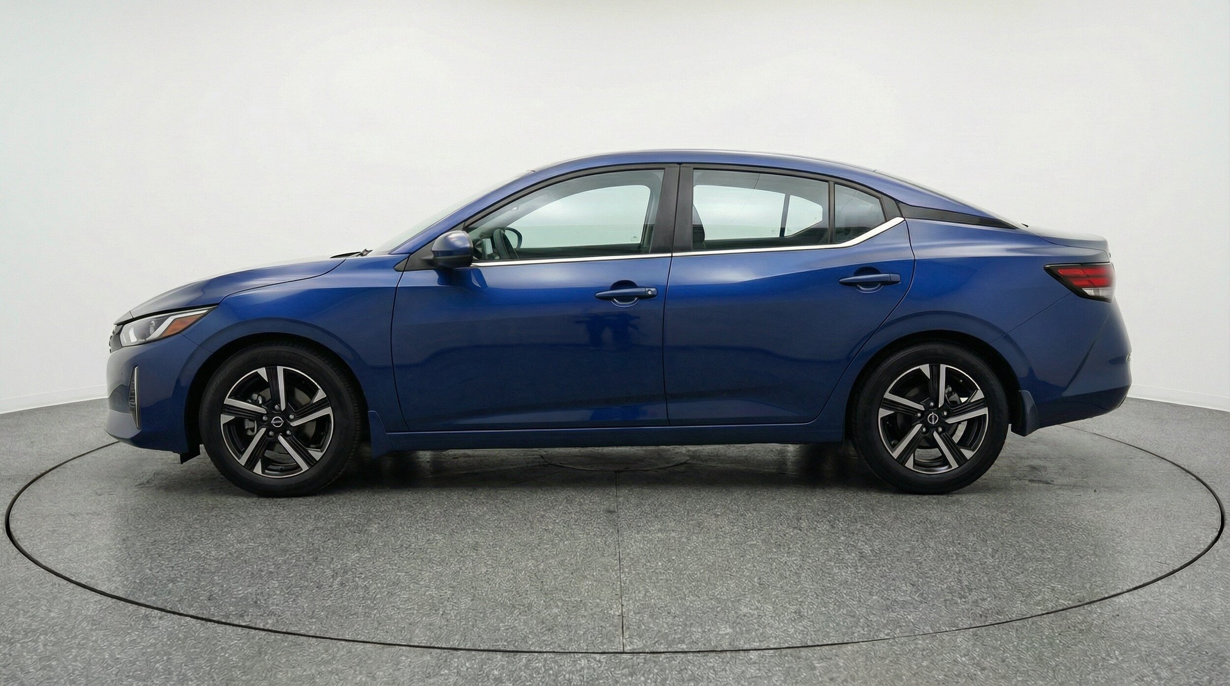Thumbnail: 2025 Nissan Sentra - 5