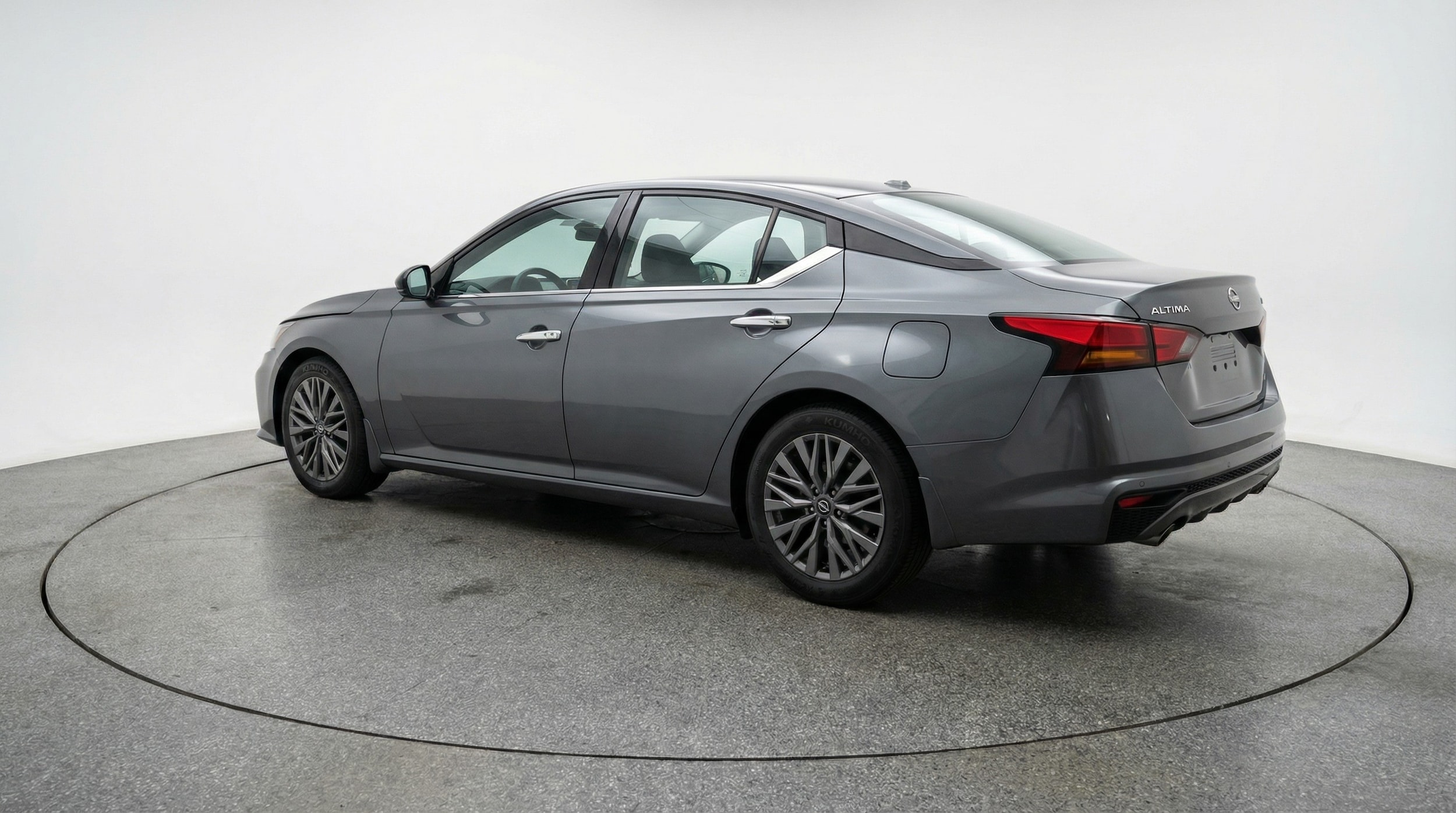 Thumbnail: 2025 Nissan Altima - 5