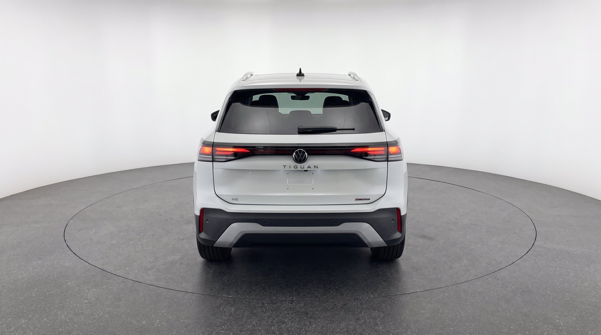 Thumbnail: 2026 Volkswagen Tiguan - 7