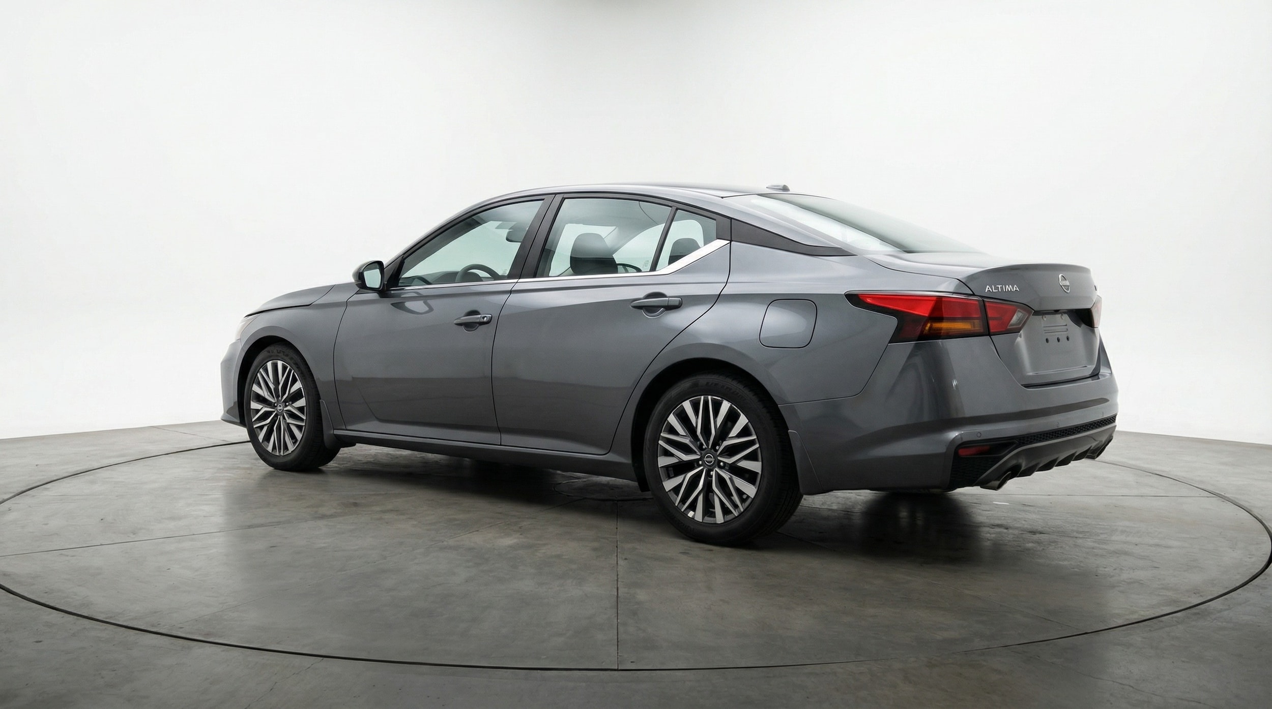 Thumbnail: 2025 Nissan Altima - 5