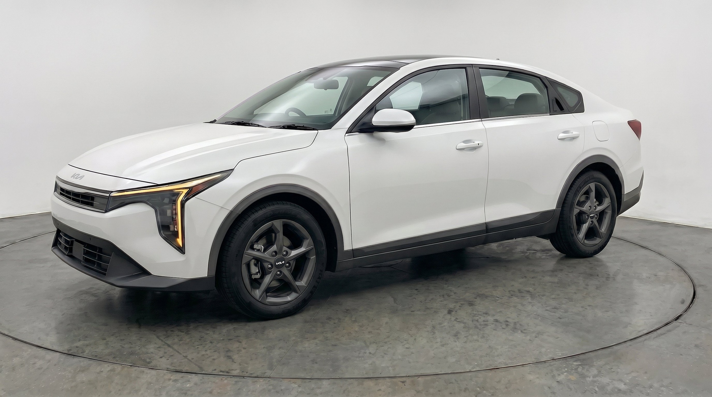 Thumbnail: 2026 Kia K4 - 3