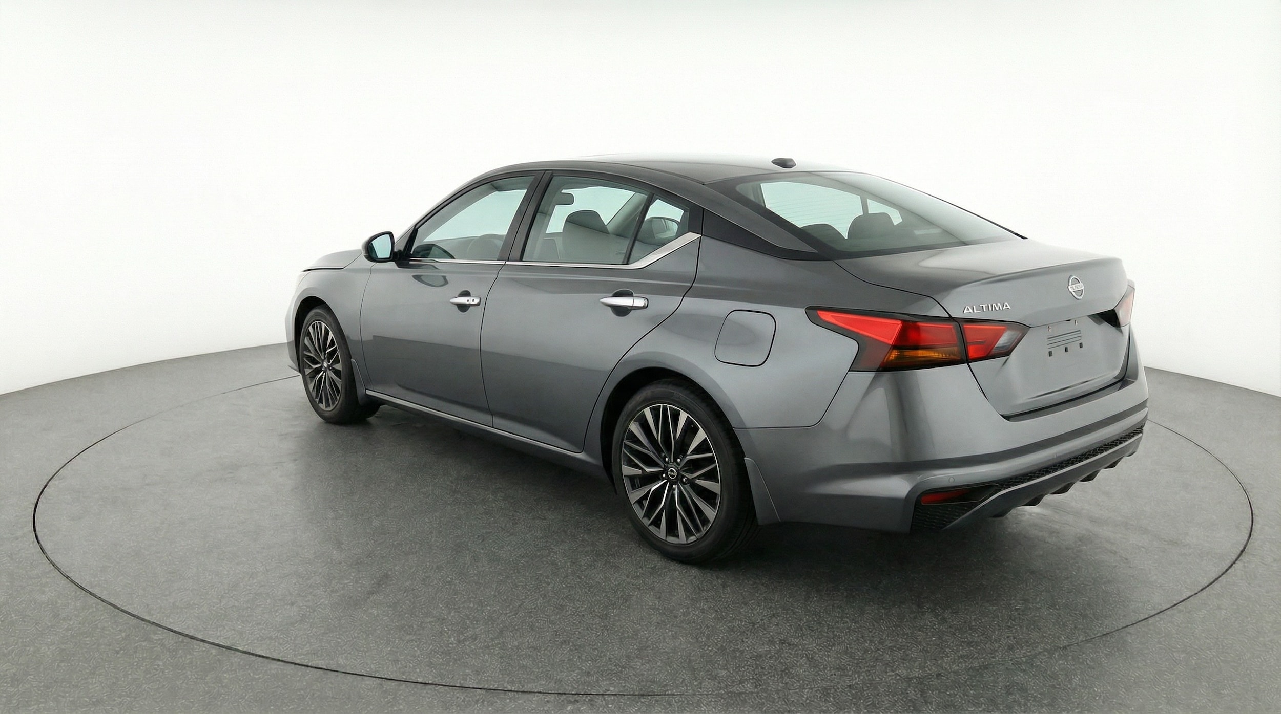 Thumbnail: 2025 Nissan Altima - 5