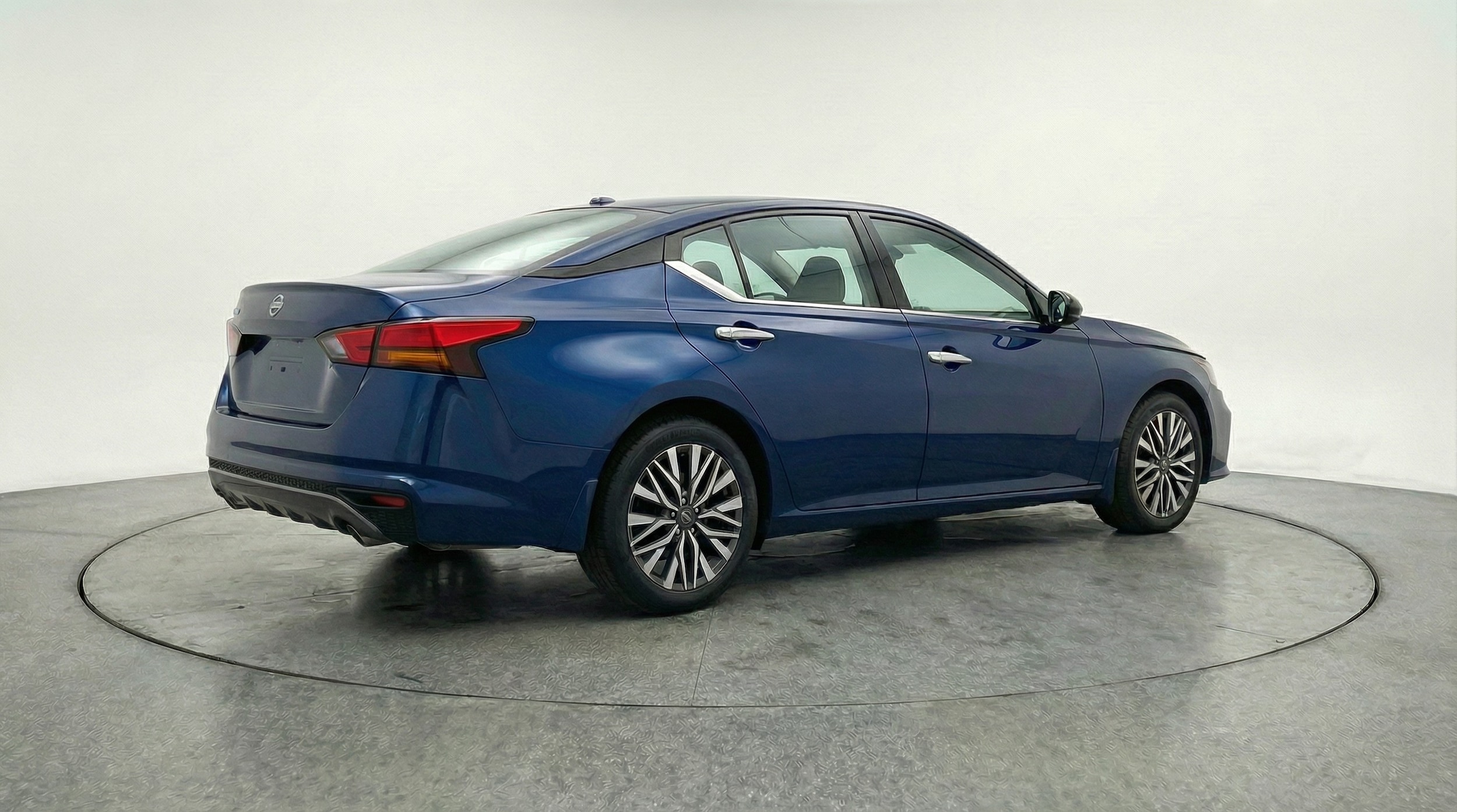 Thumbnail: 2025 Nissan Altima - 7