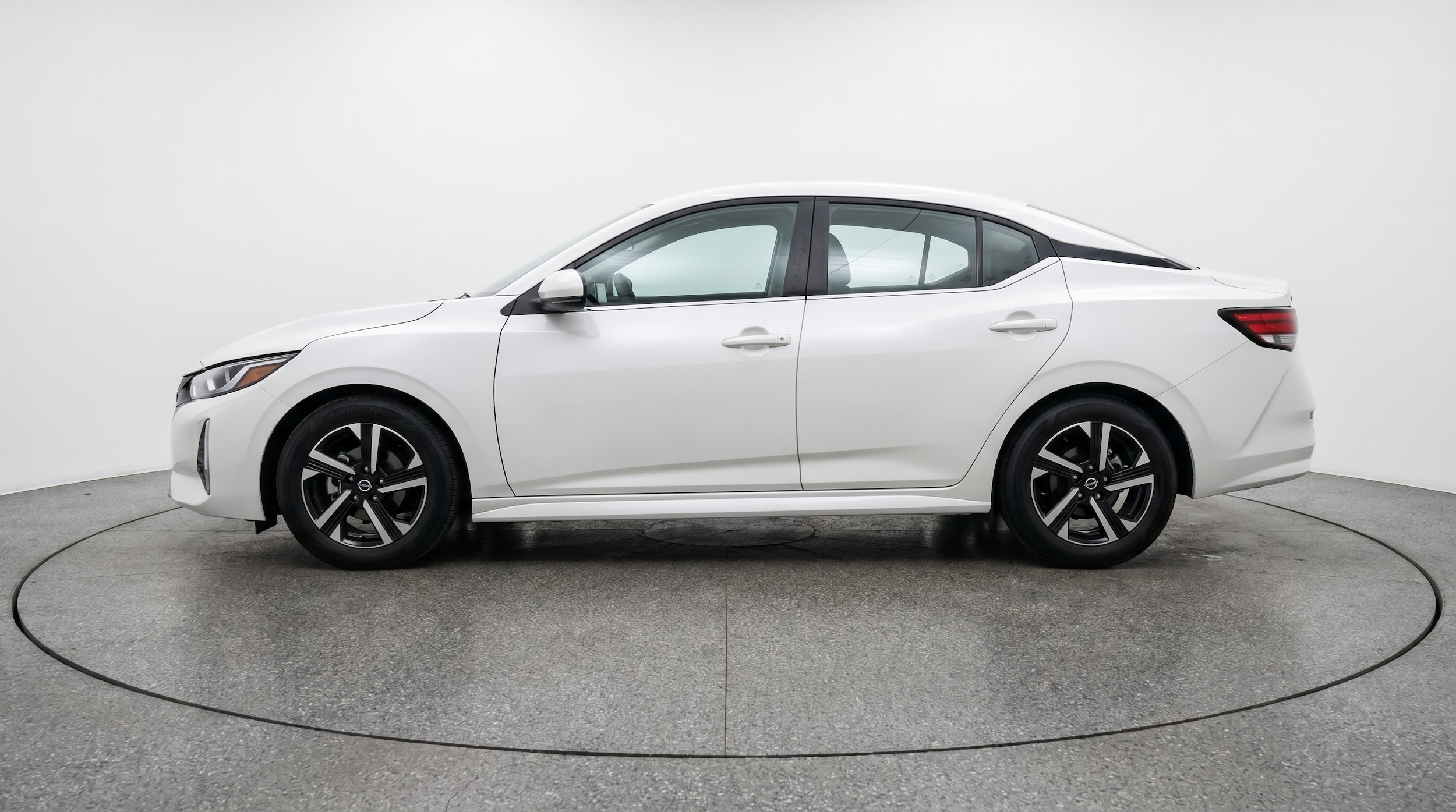 Thumbnail: 2025 Nissan Sentra - 4