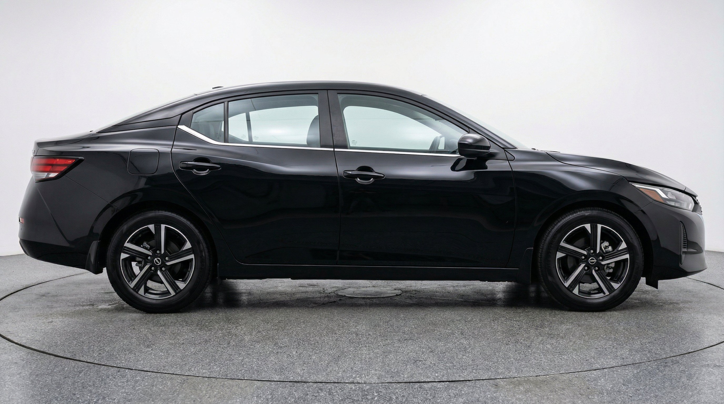 Thumbnail: 2025 Nissan Sentra - 11
