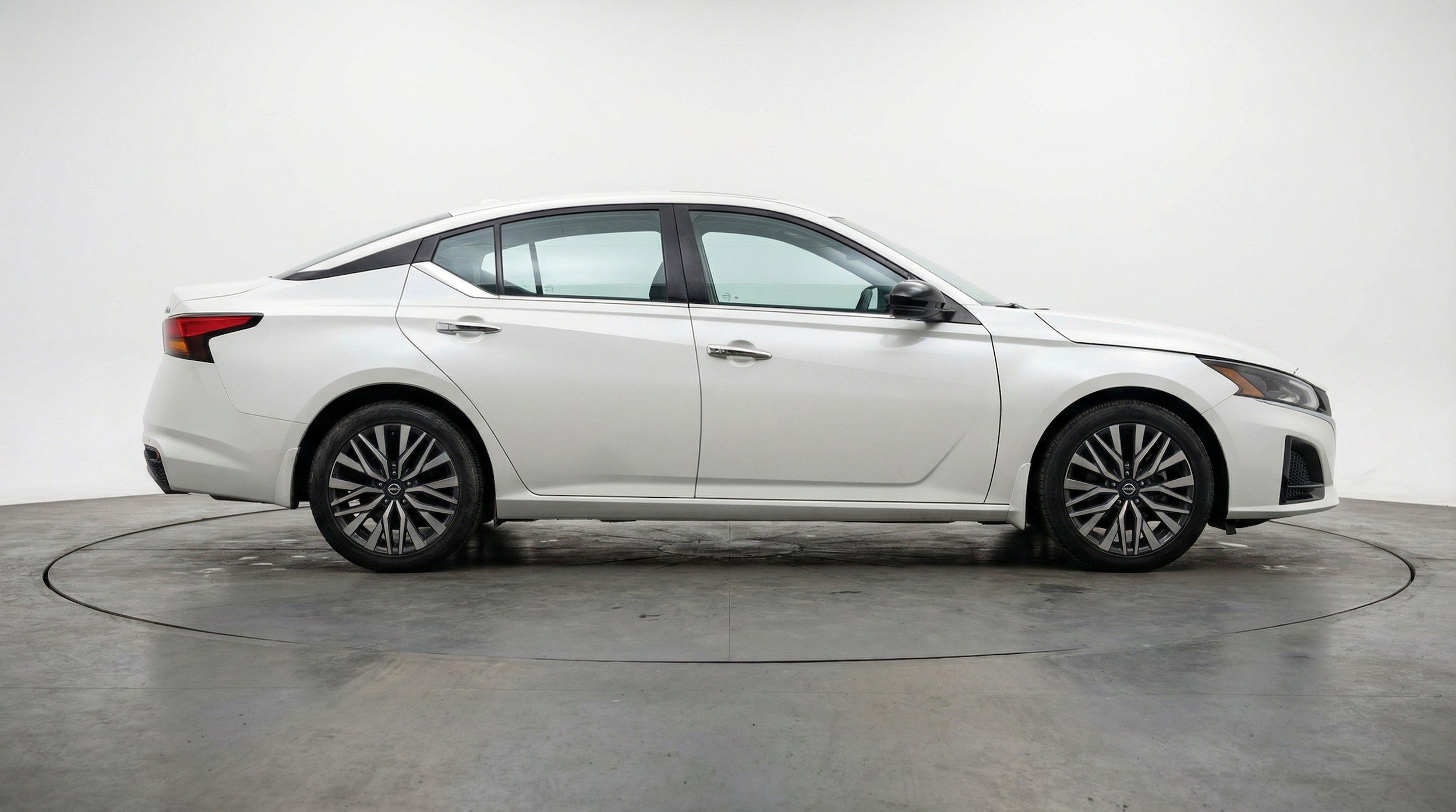 Thumbnail: 2025 Nissan Altima - 11