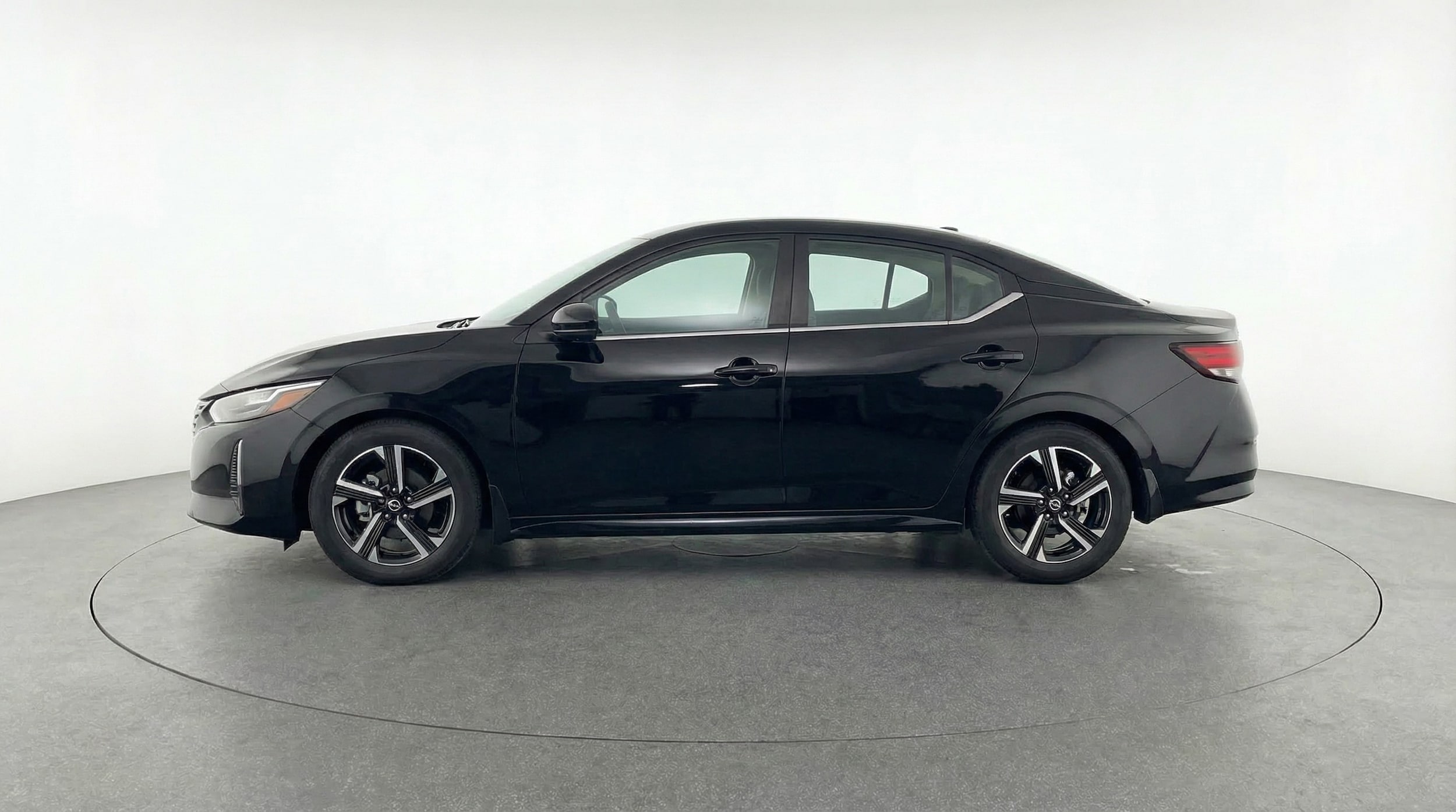 Thumbnail: 2025 Nissan Sentra - 4