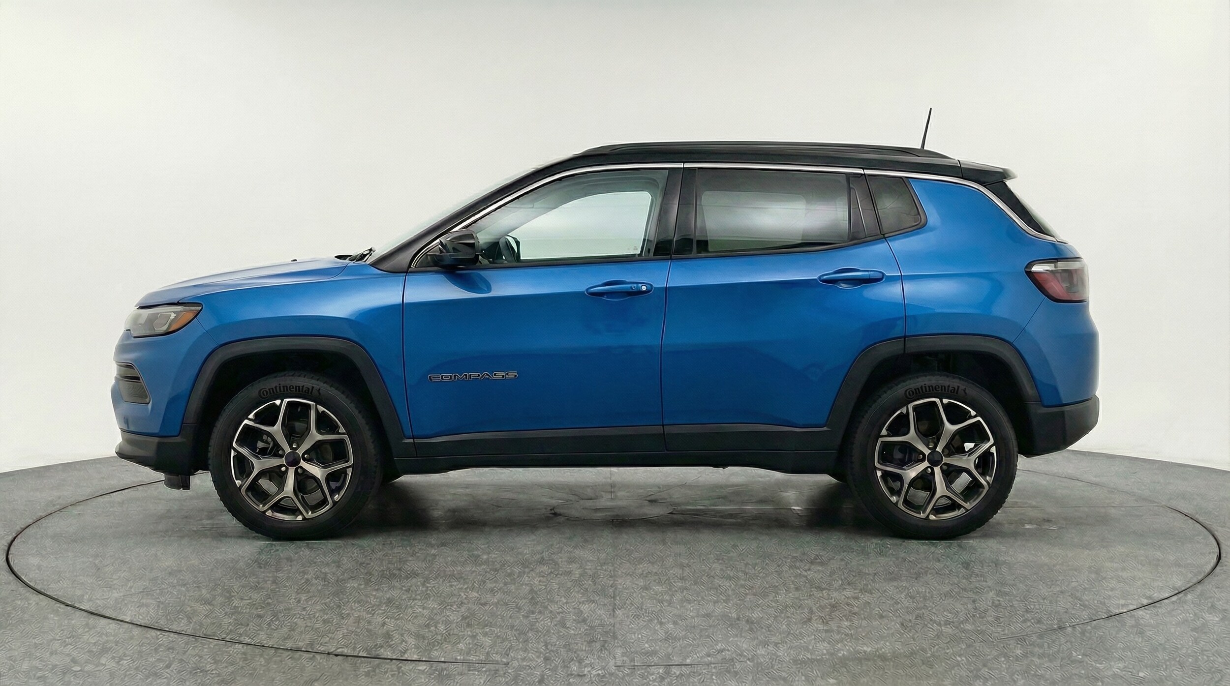 Thumbnail: 2025 Jeep Compass - 4