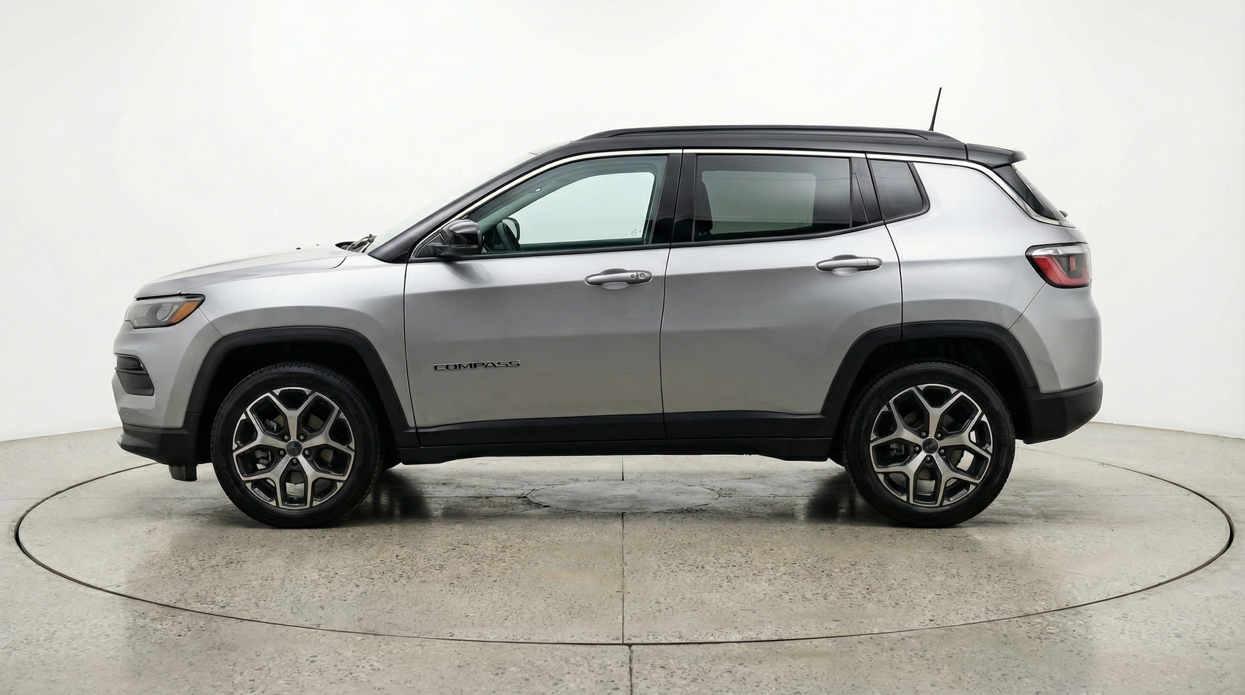 Thumbnail: 2025 Jeep Compass - 4