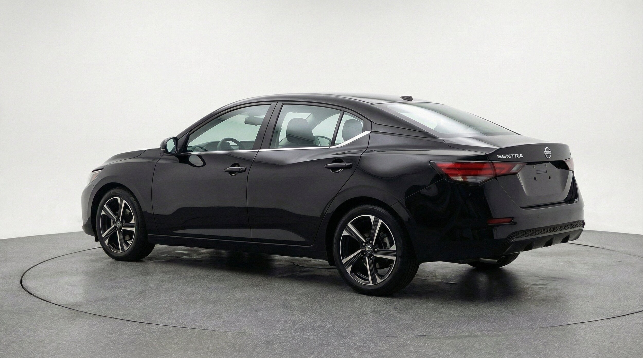 Thumbnail: 2025 Nissan Sentra - 6