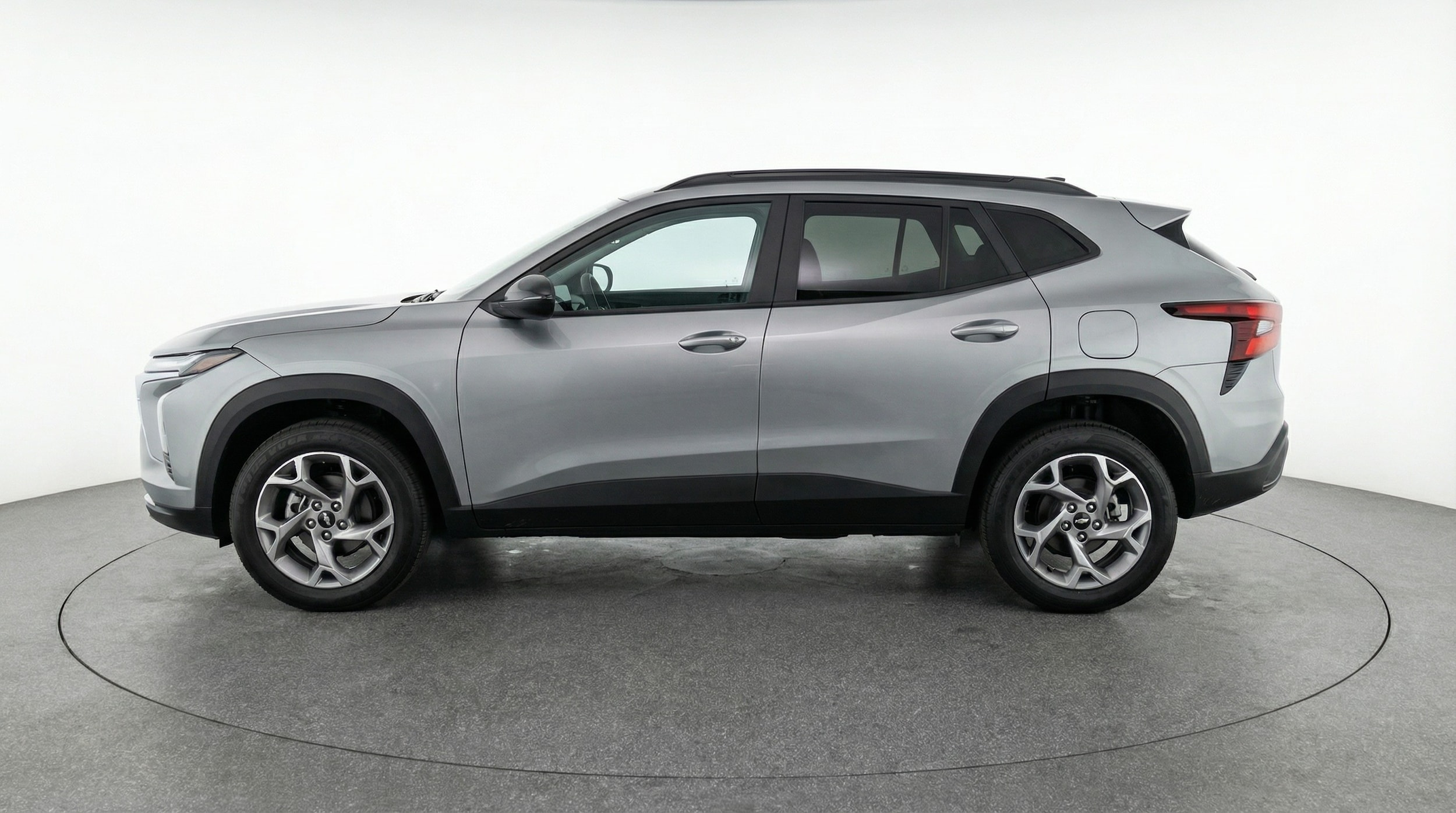 Thumbnail: 2025 Chevrolet Trax - 4
