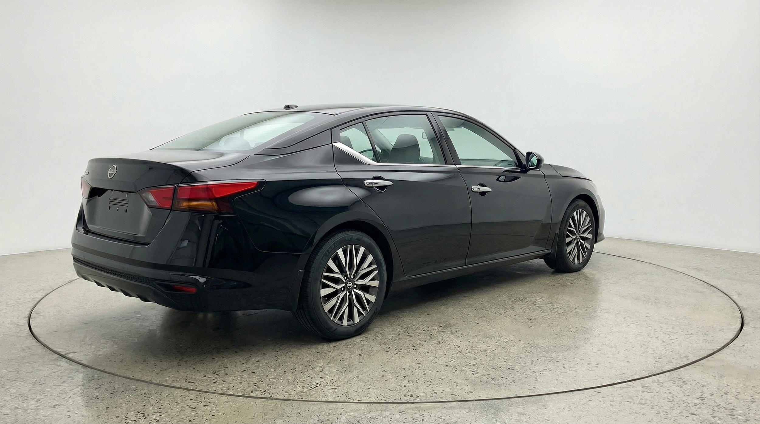 Thumbnail: 2025 Nissan Altima - 7