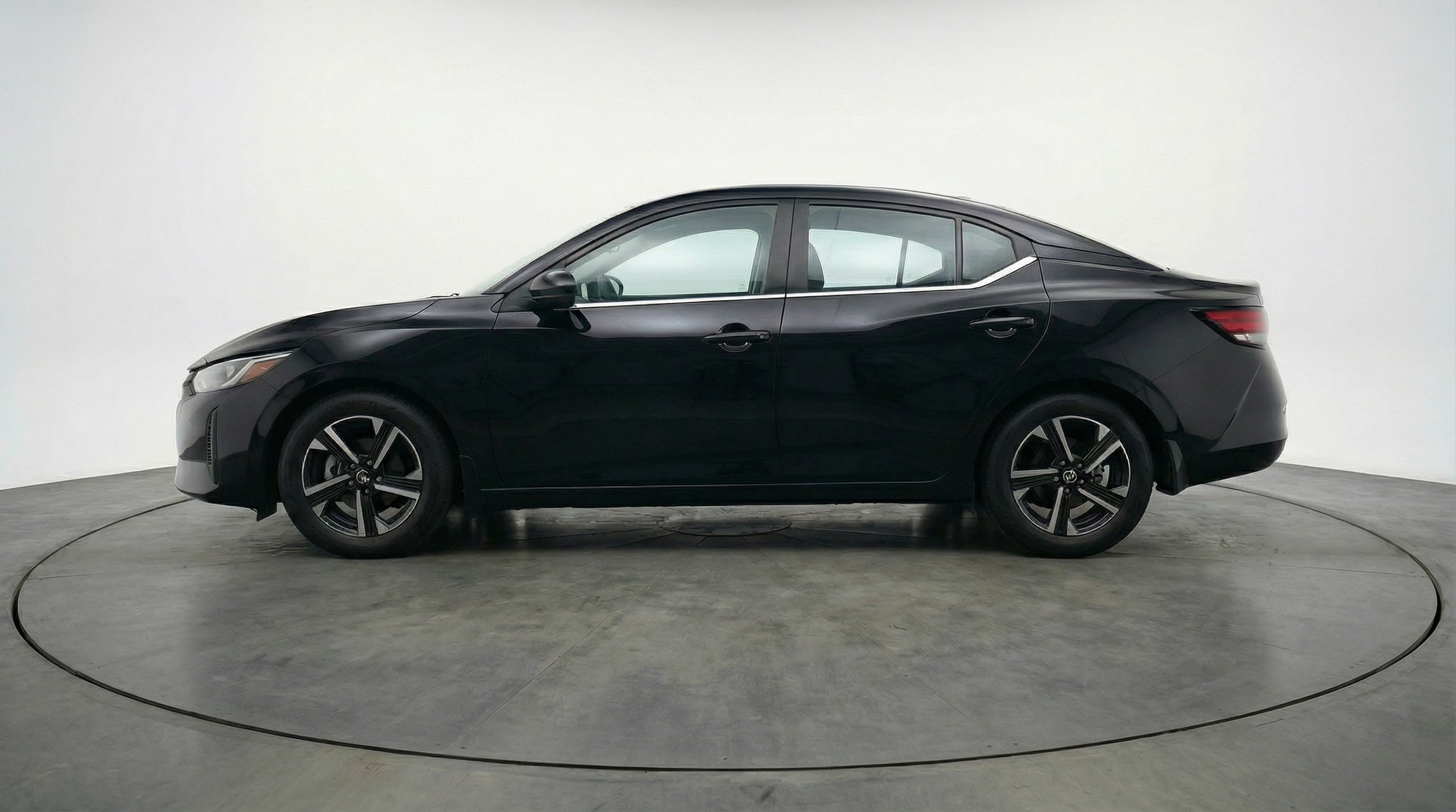 Thumbnail: 2025 Nissan Sentra - 4