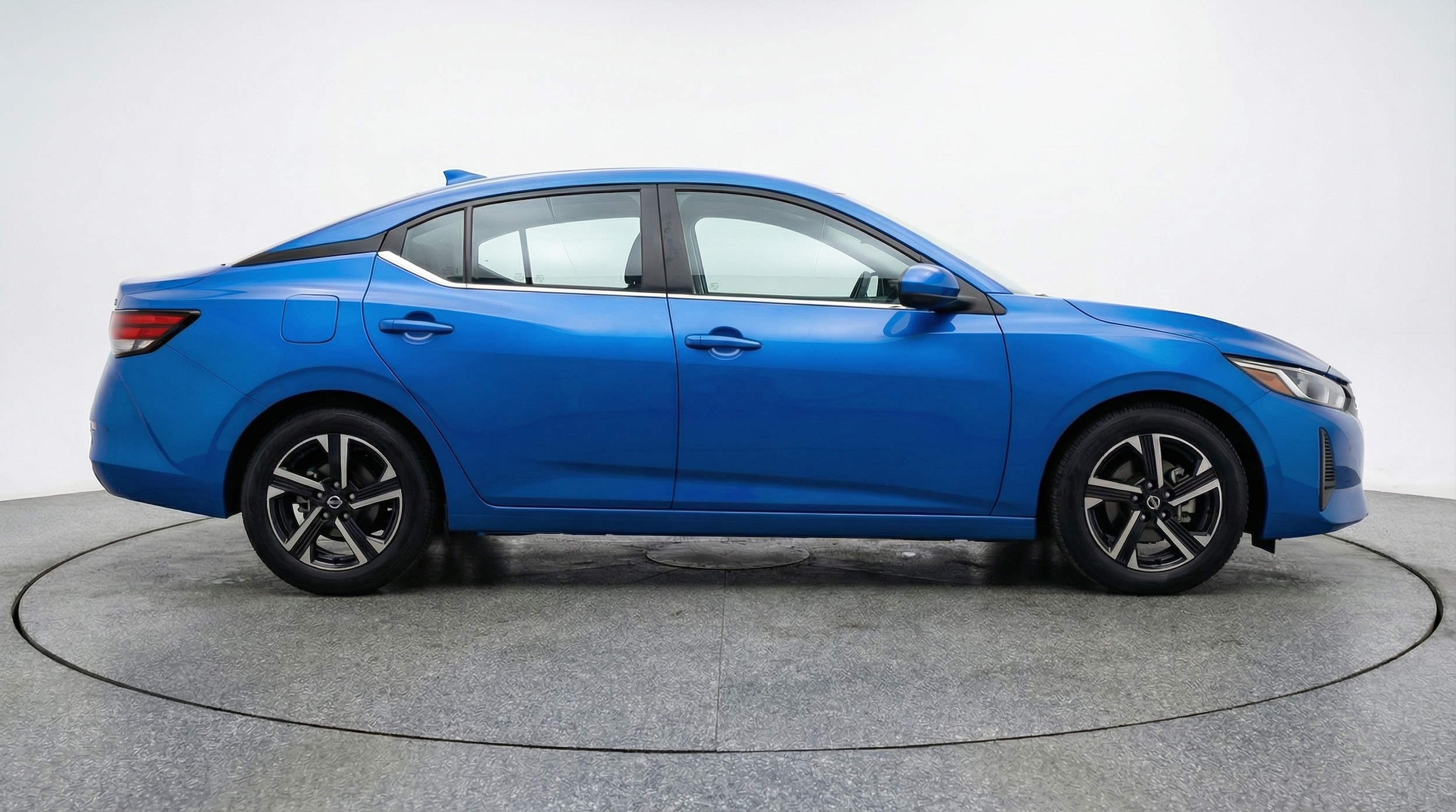 Thumbnail: 2025 Nissan Sentra - 8