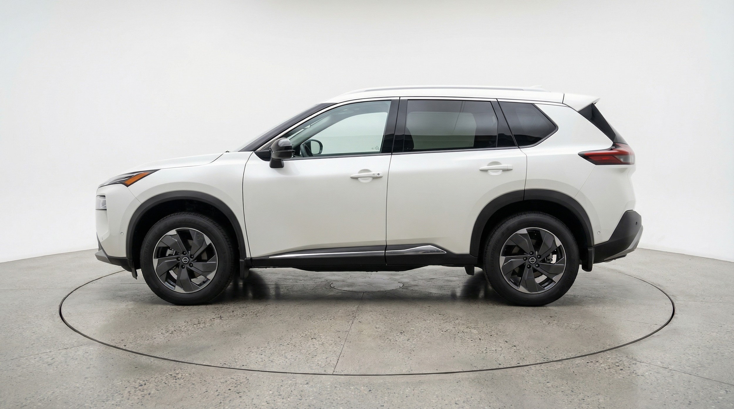 Thumbnail: 2025 Nissan Rogue - 4
