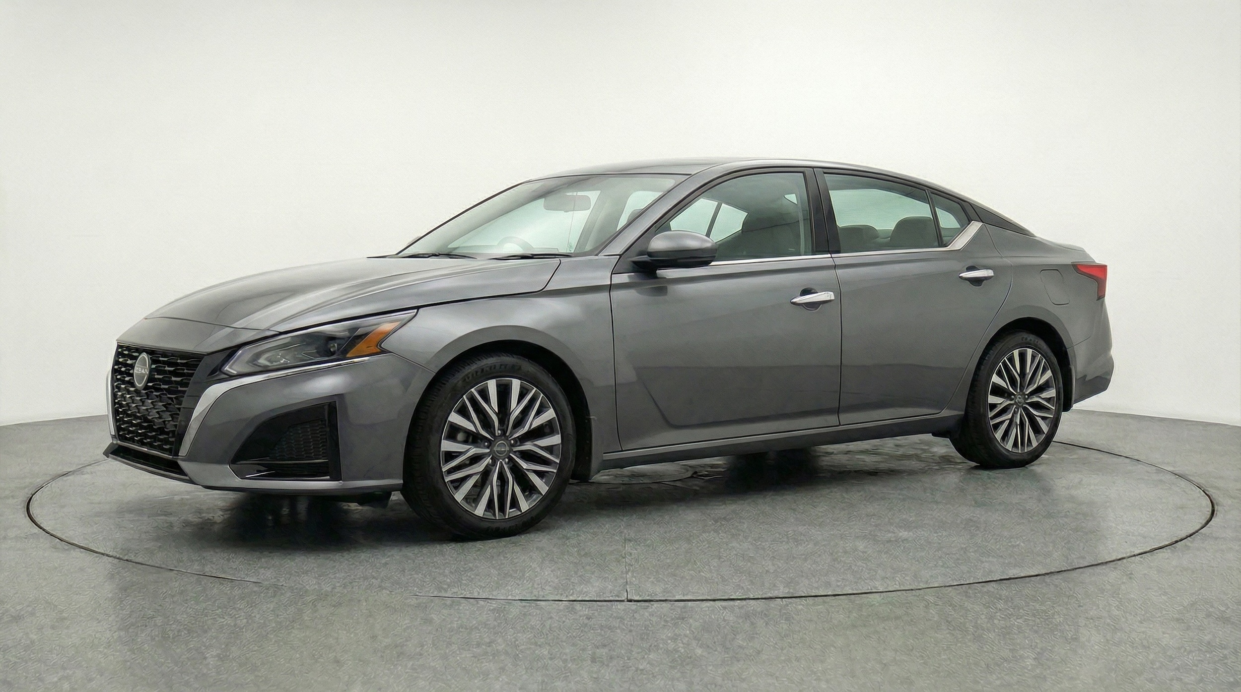 Thumbnail: 2025 Nissan Altima - 3