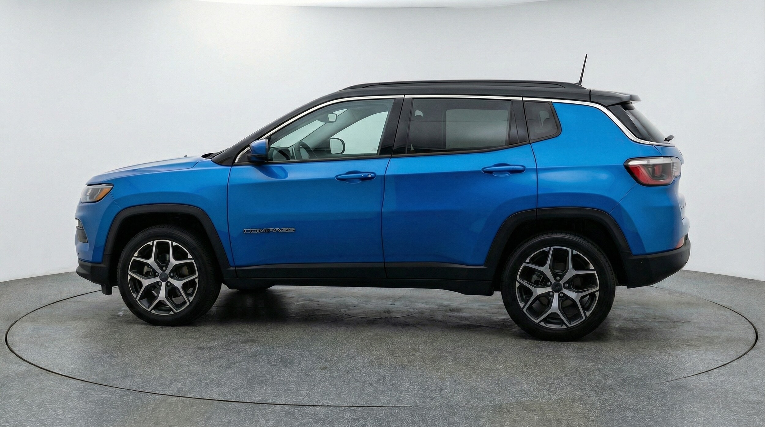 Thumbnail: 2025 Jeep Compass - 4