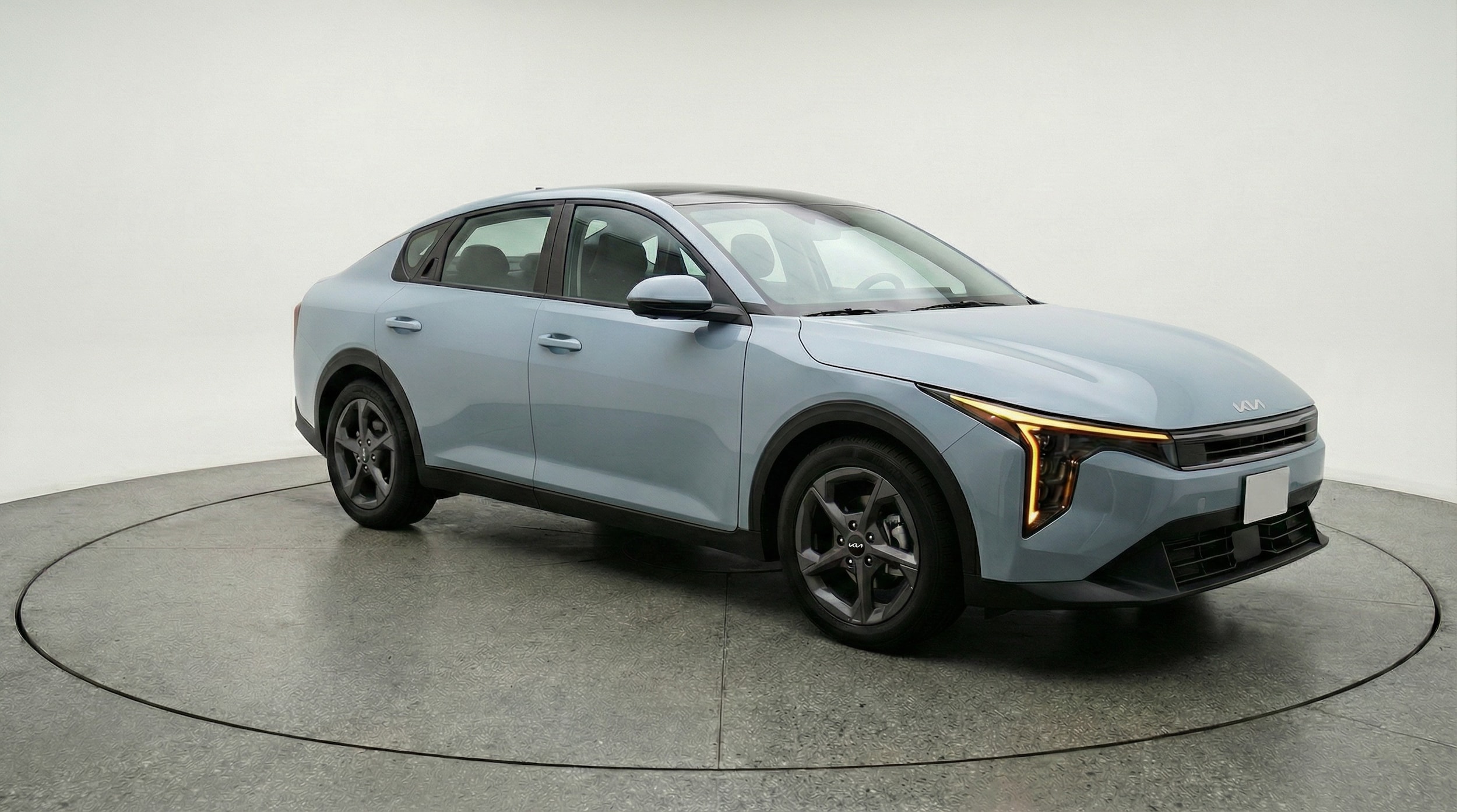 Thumbnail: 2025 Kia K4 - 1