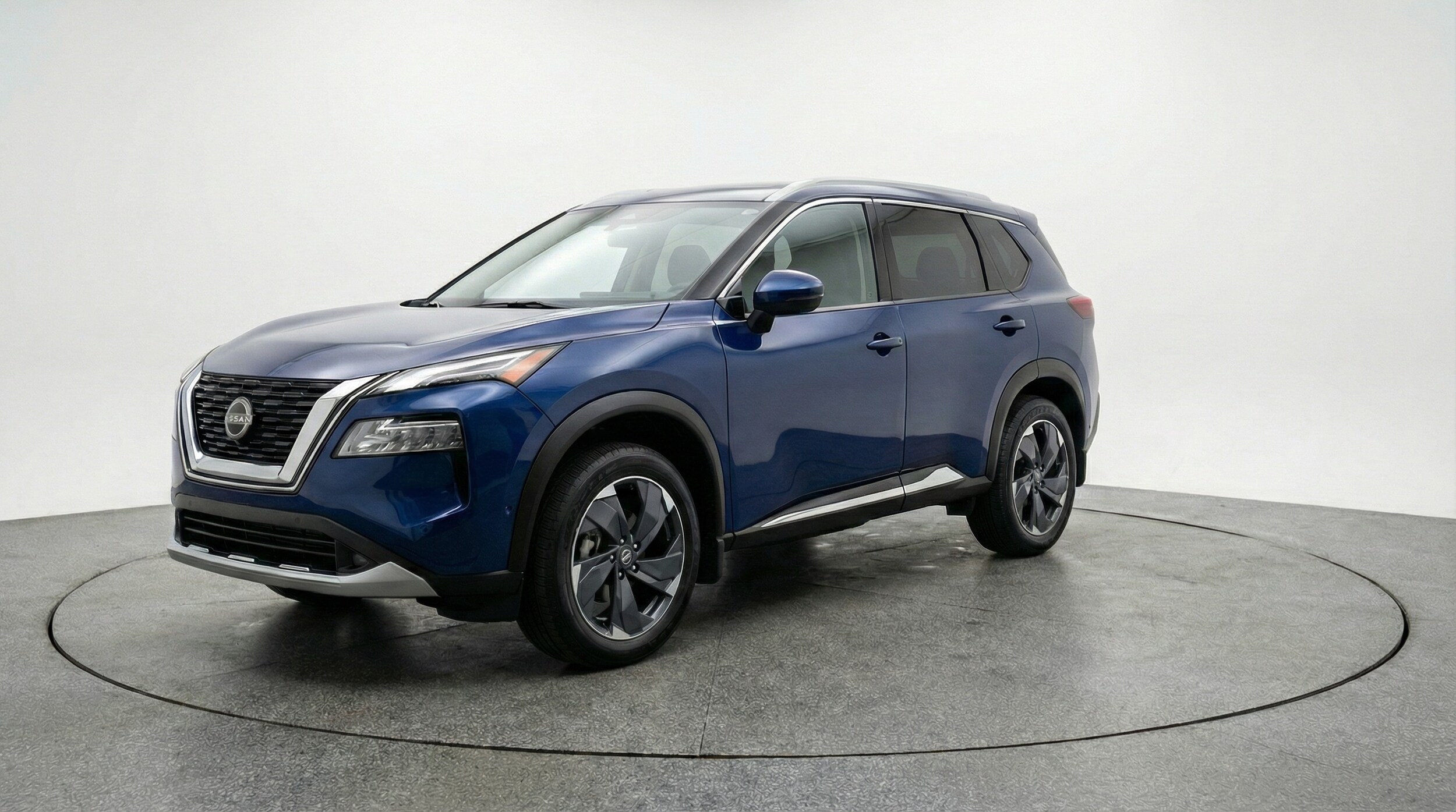 Thumbnail: 2025 Nissan Rogue - 3