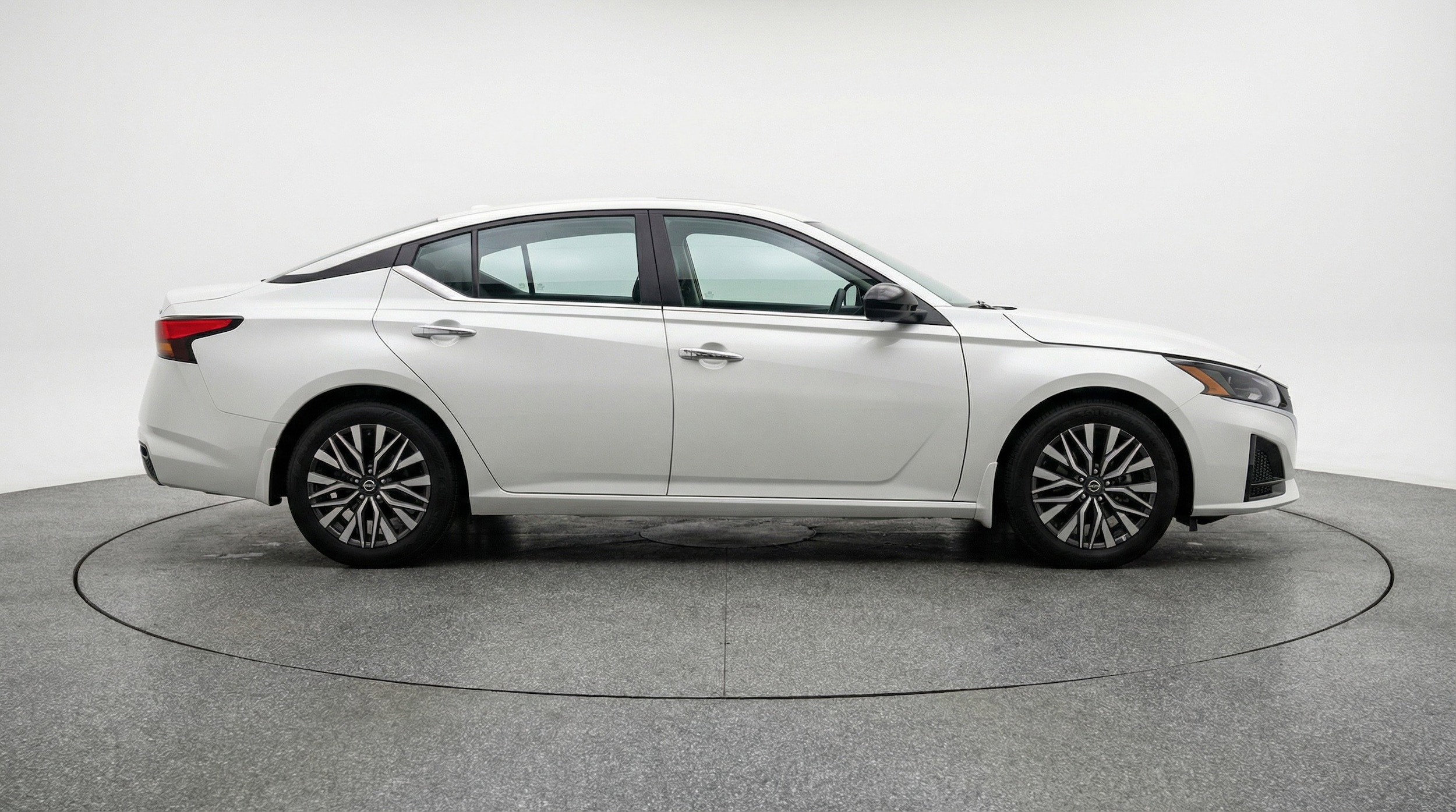 Thumbnail: 2025 Nissan Altima - 11