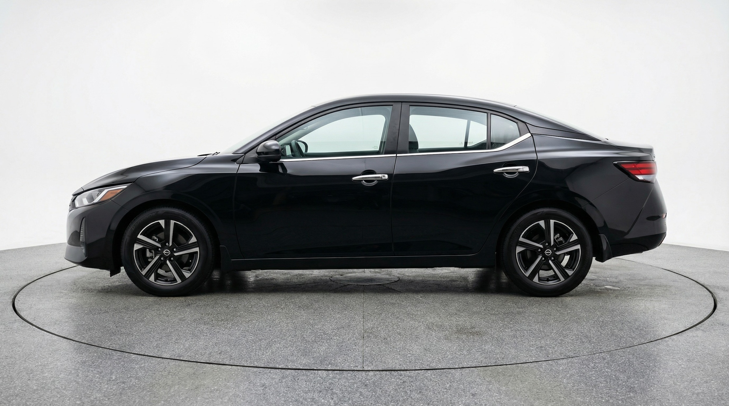 Thumbnail: 2025 Nissan Sentra - 4