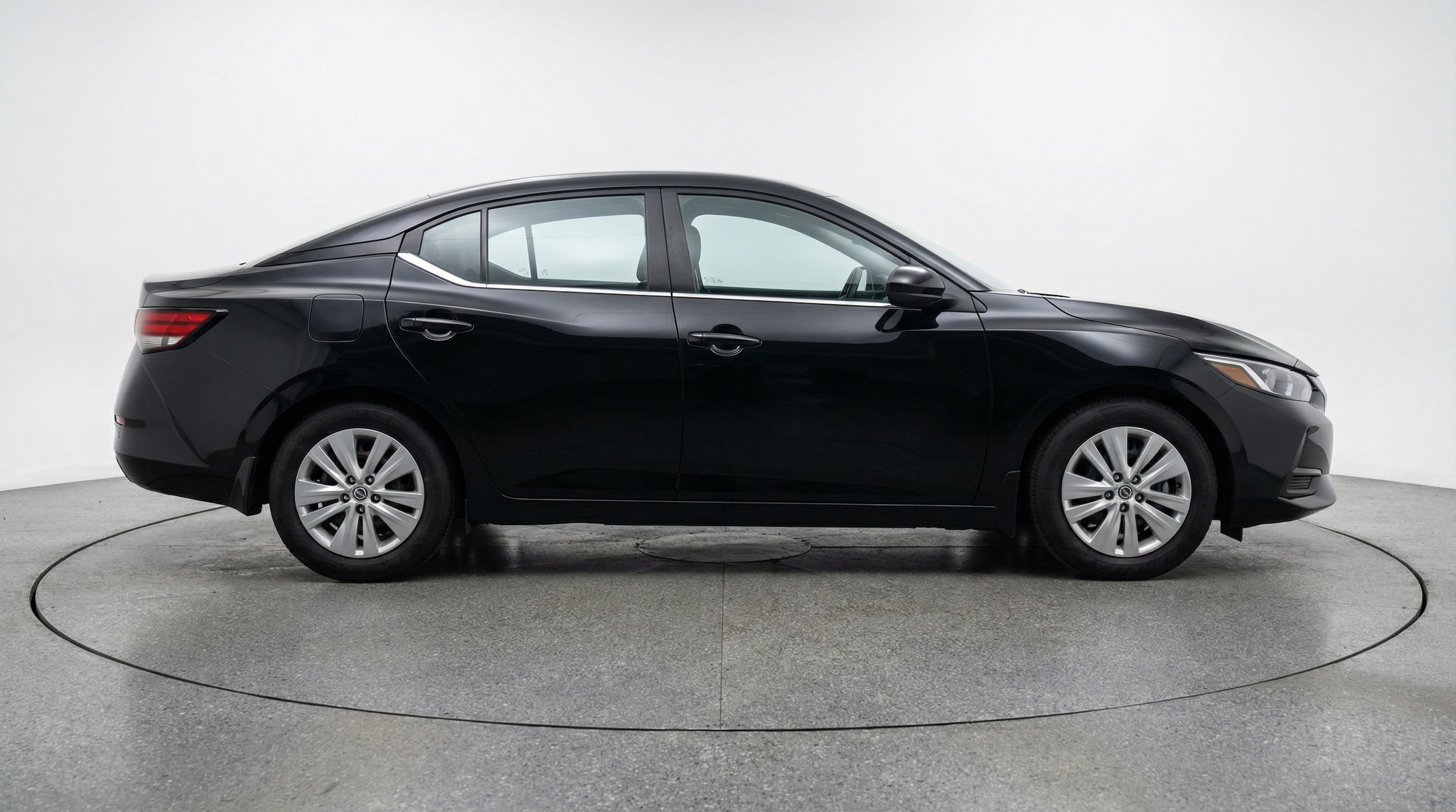 Thumbnail: 2025 Nissan Sentra - 8