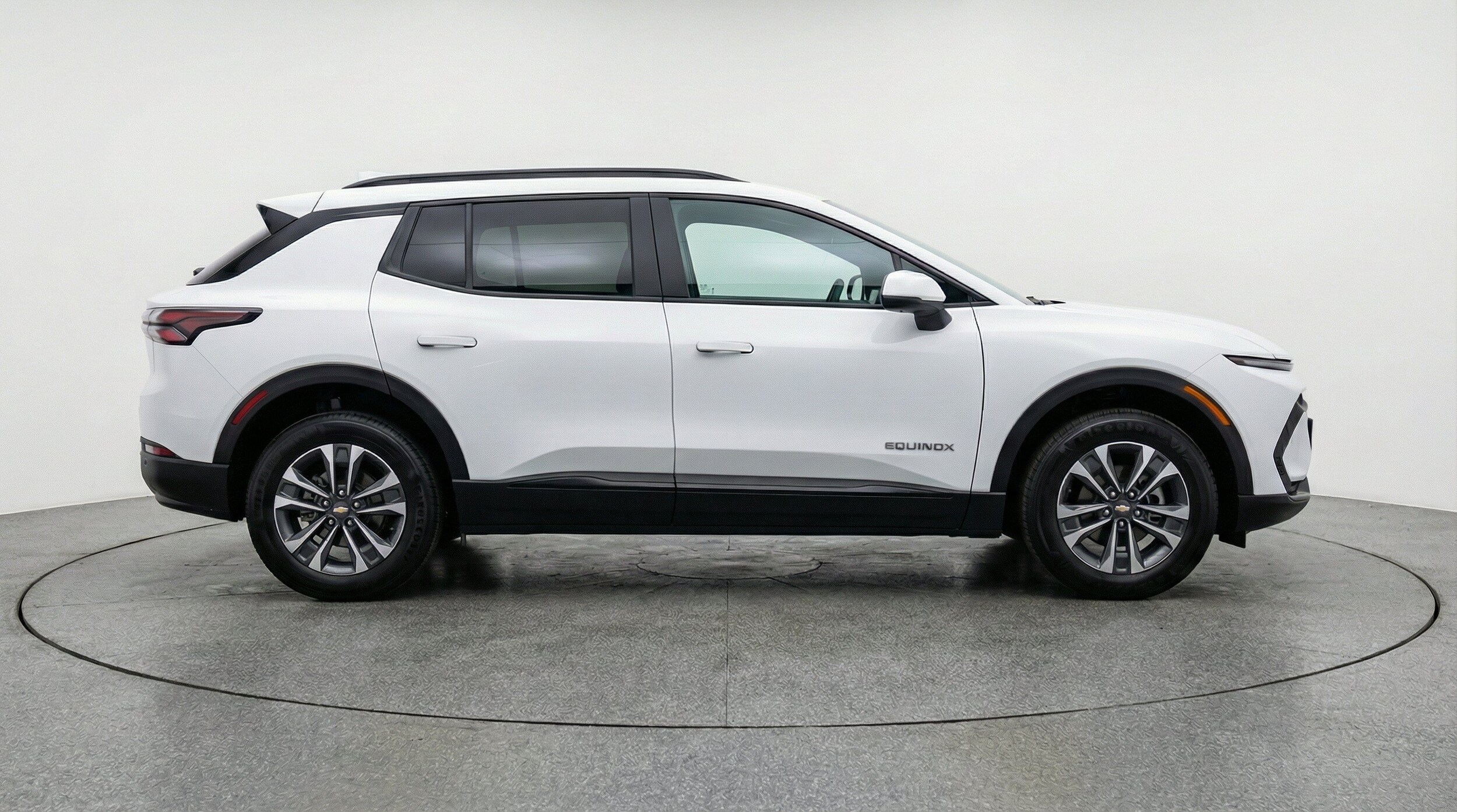 Thumbnail: 2025 Chevrolet Equinox - 11