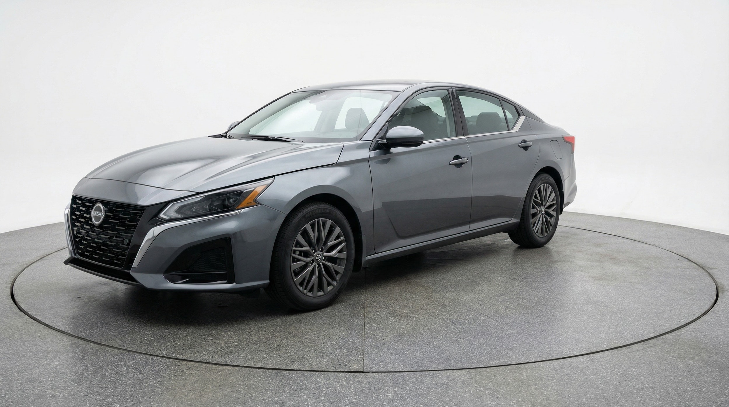 Thumbnail: 2025 Nissan Altima - 3