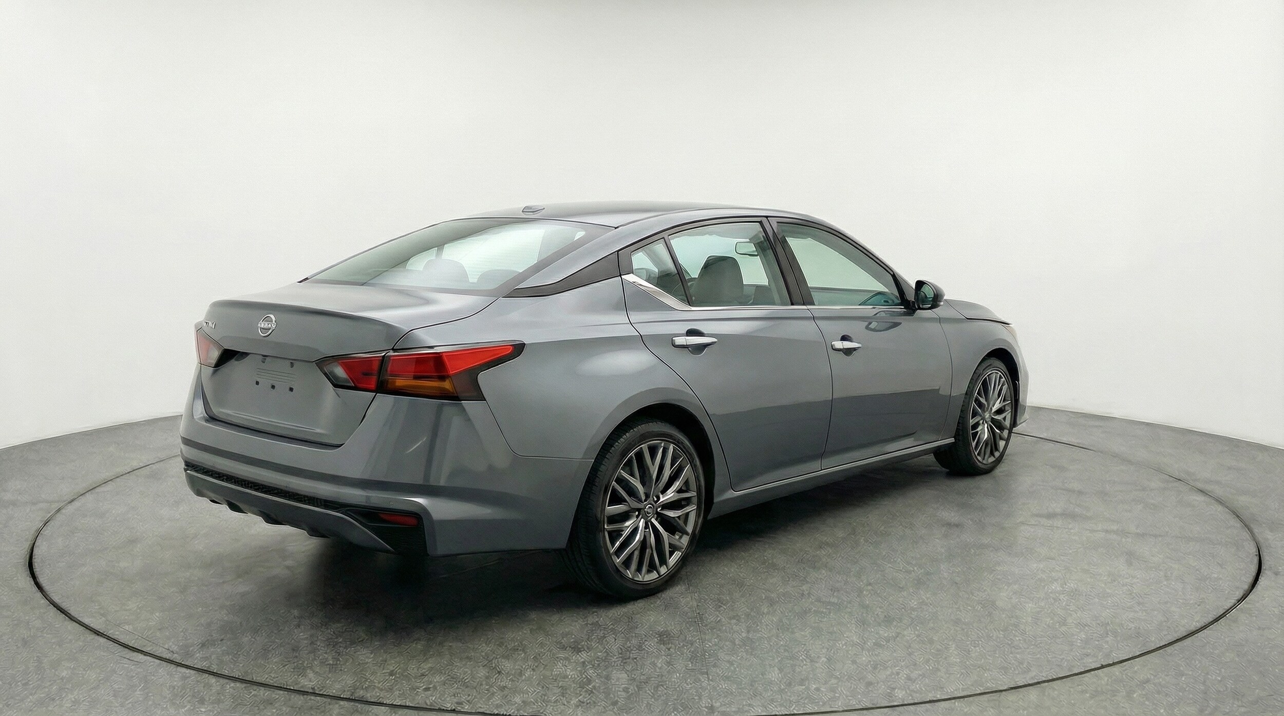 Thumbnail: 2025 Nissan Altima - 7