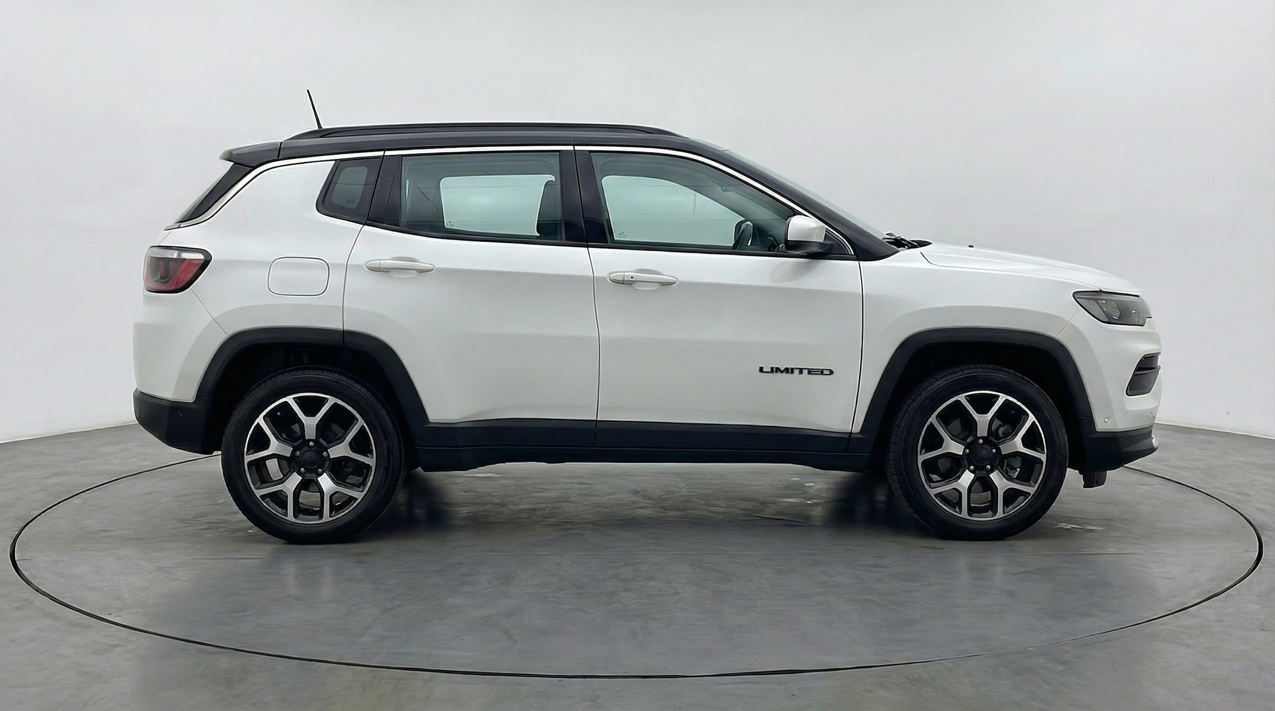 Thumbnail: 2025 Jeep Compass - 8