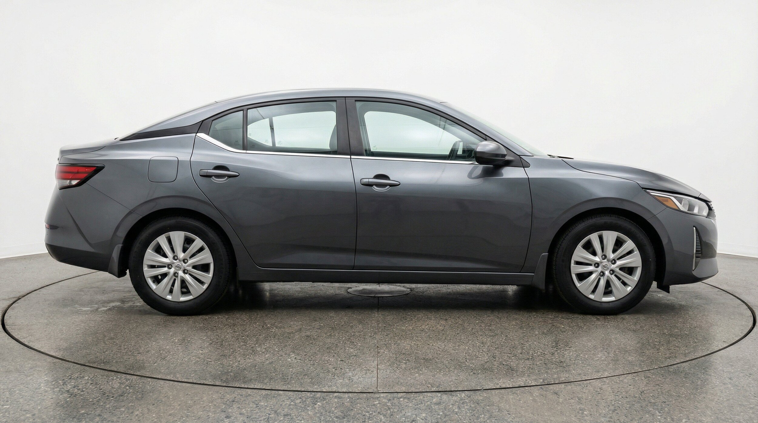 Thumbnail: 2025 Nissan Sentra - 10