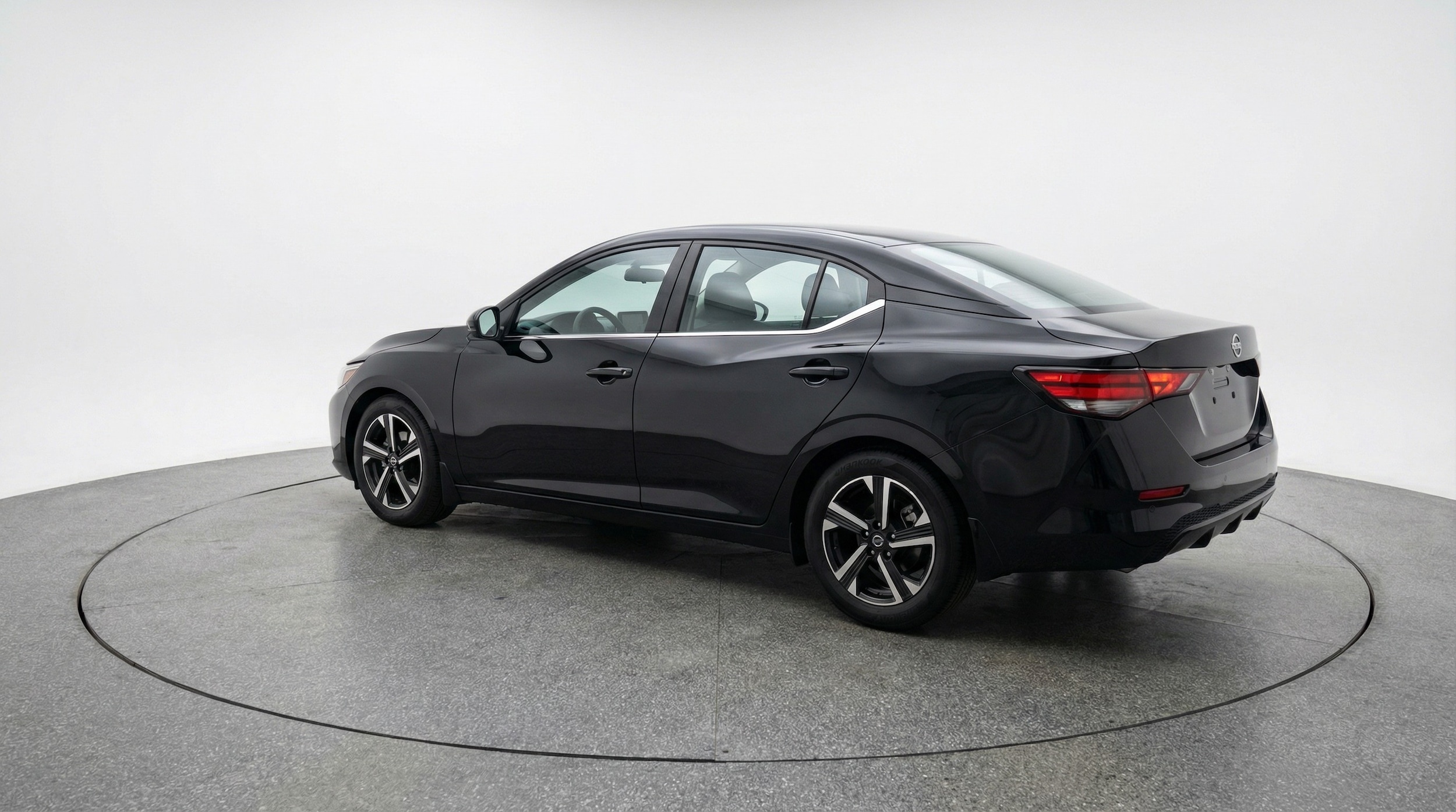 Thumbnail: 2025 Nissan Sentra - 5