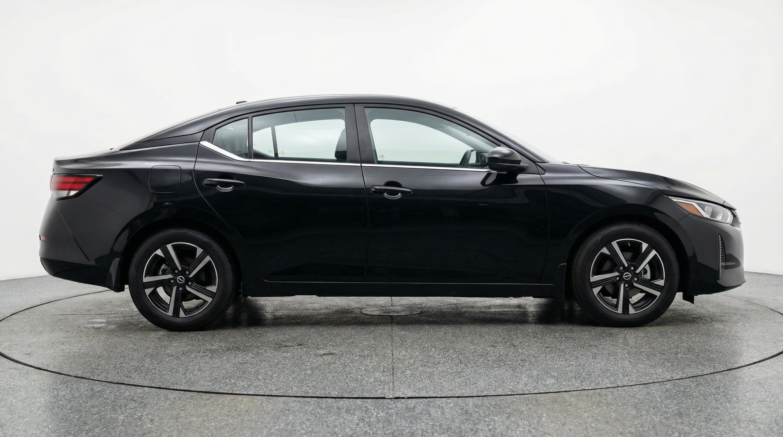Thumbnail: 2025 Nissan Sentra - 11