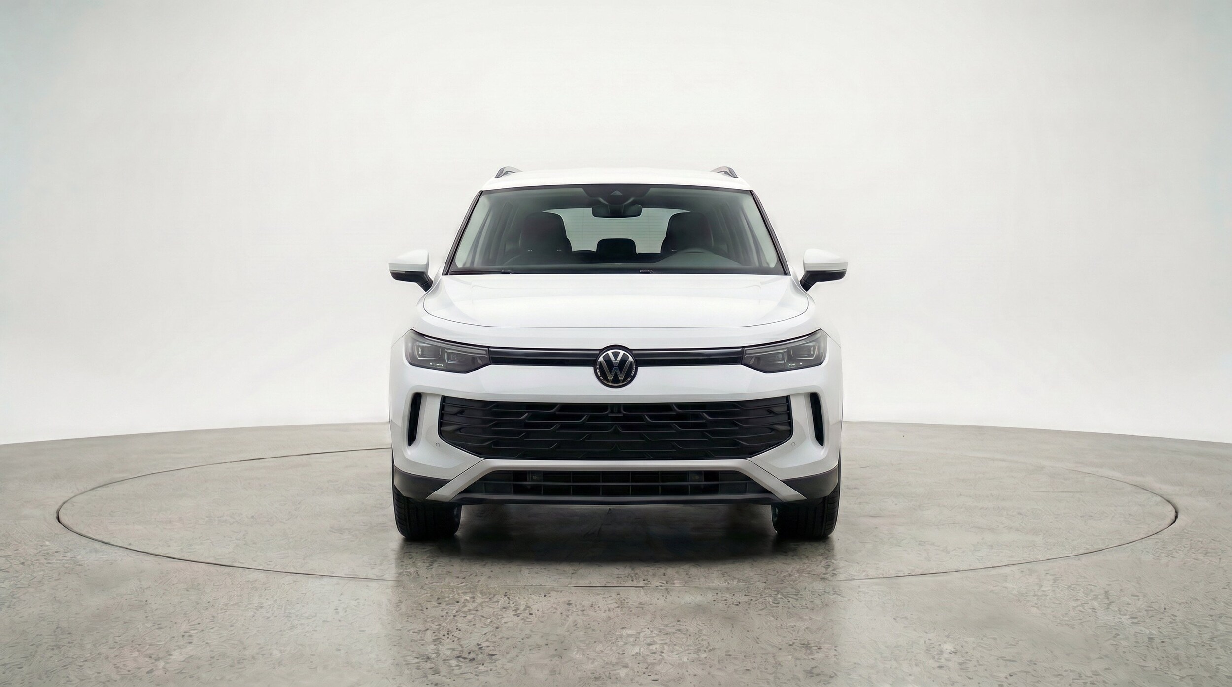 Thumbnail: 2026 Volkswagen Tiguan - 2